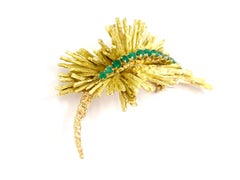 18 Karat Yellow and Rose Gold Leaf Brooch with Emeralds