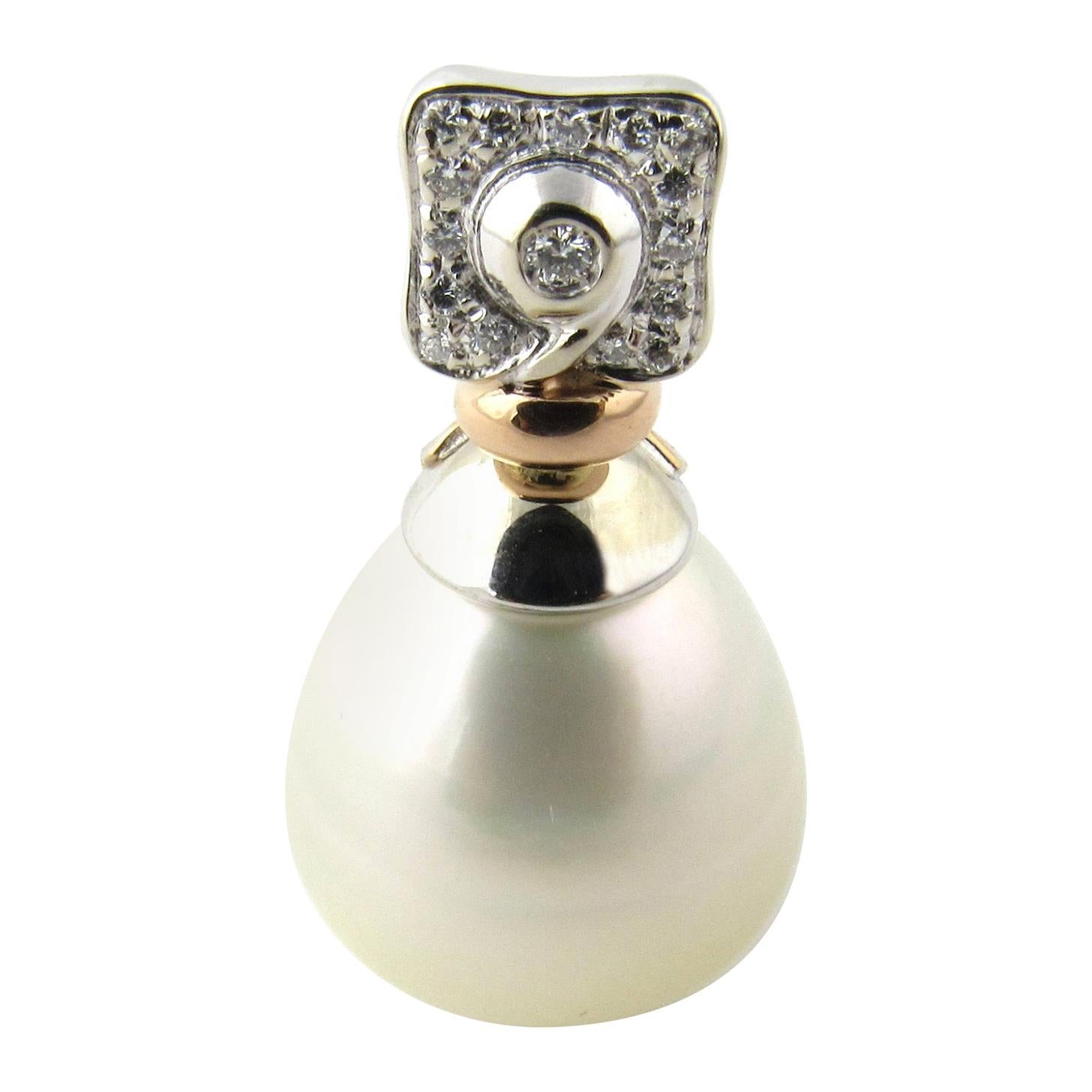 18 Karat Yellow and White Gold Diamond and Pearl Pendant For Sale