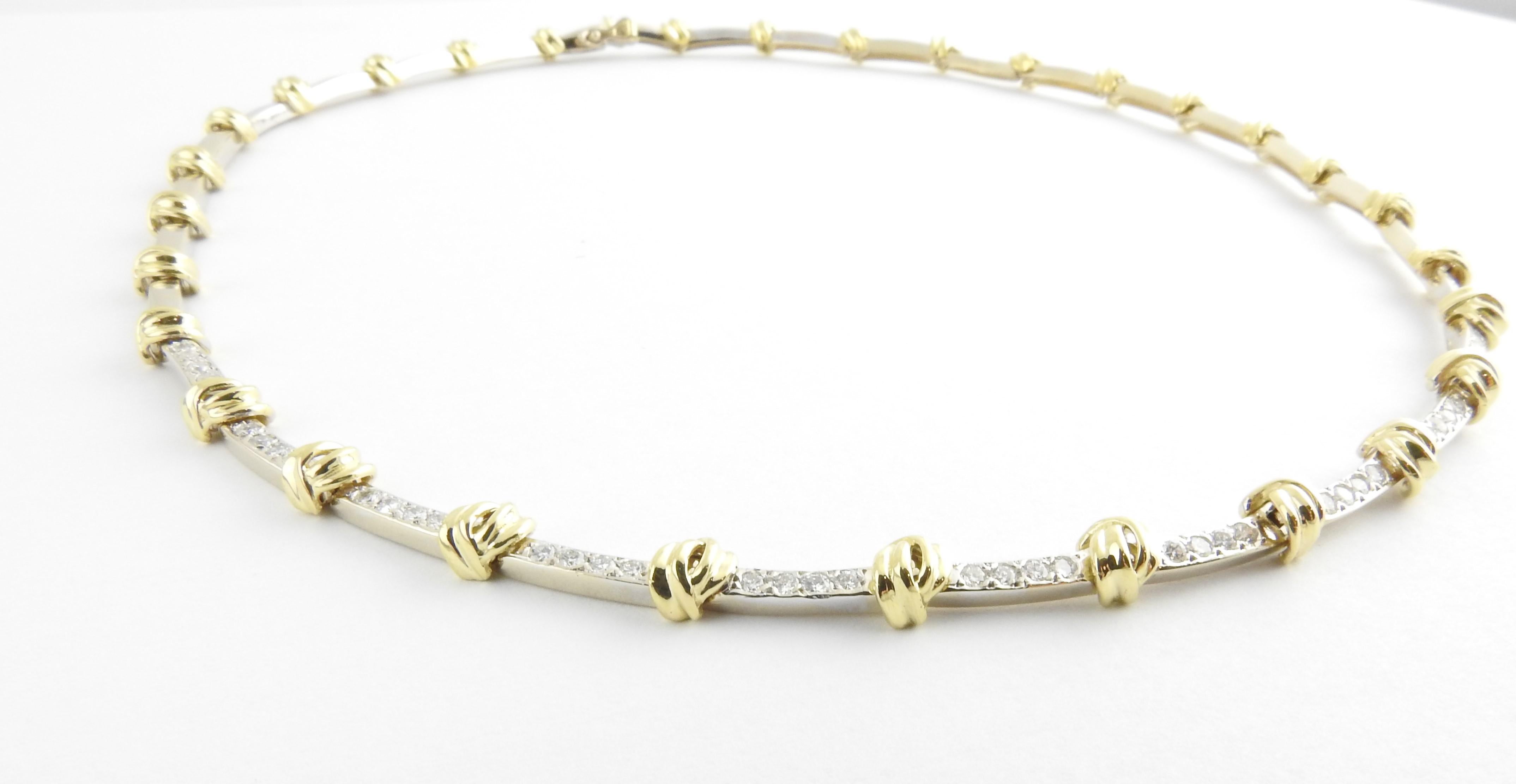 18 Karat Yellow and White Gold Diamond Necklace In Good Condition In Washington Depot, CT