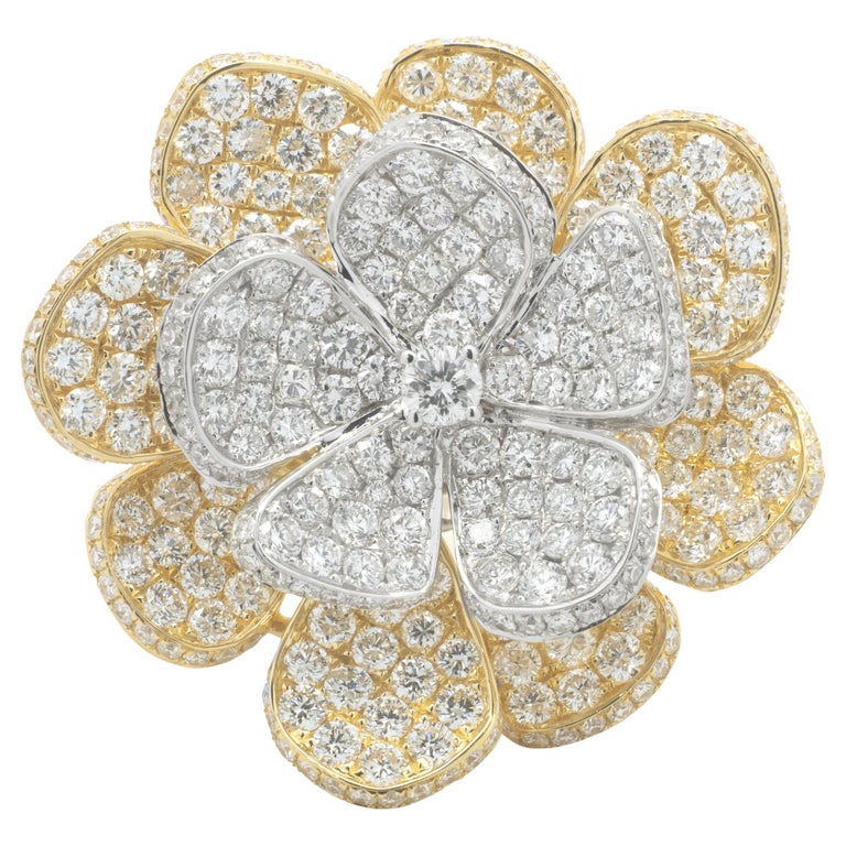 18 Karat Yellow and White Gold Pave Diamond Flower Ring at 1stDibs