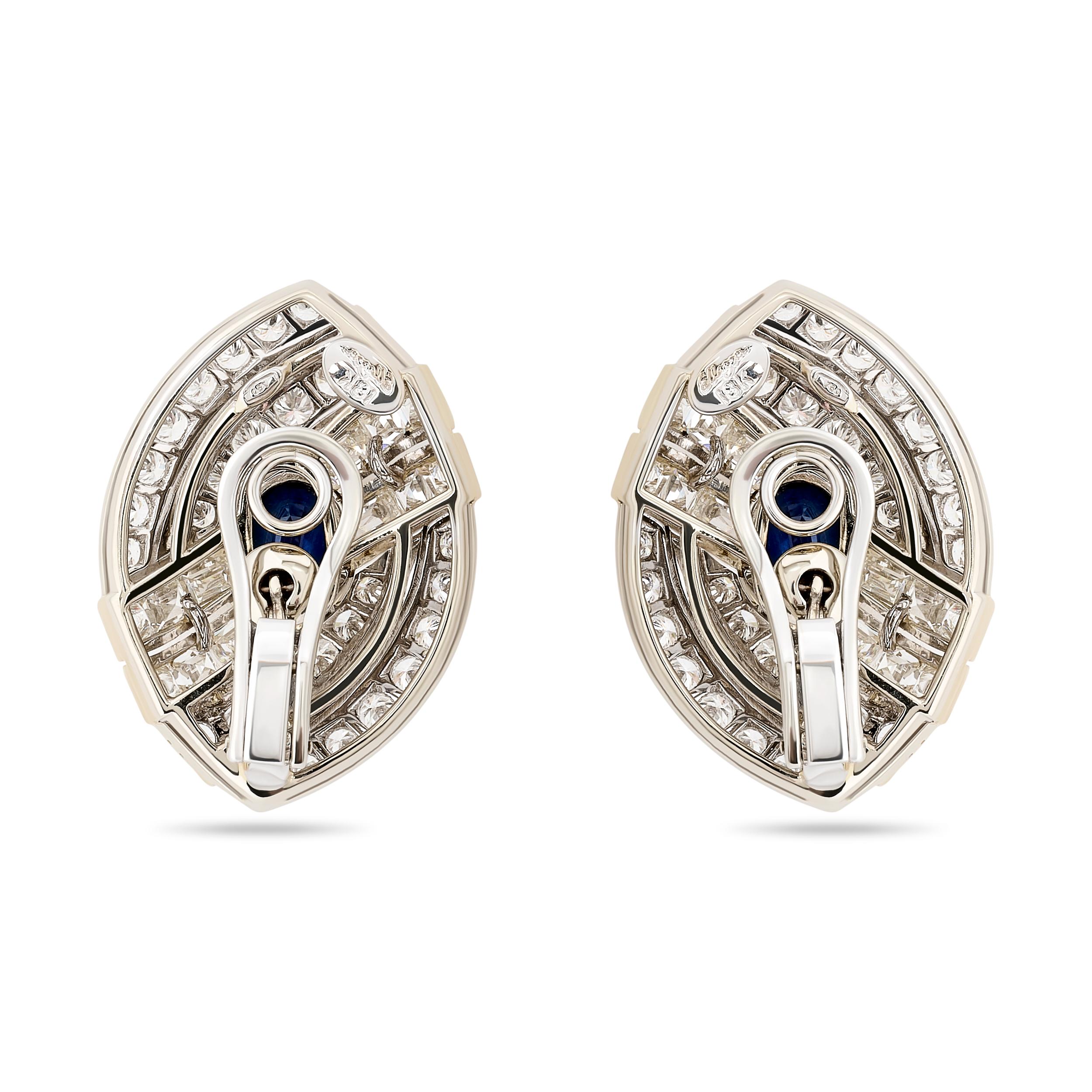 18 Karat Yellow and White Gold Sapphire and Diamond Earrings In Good Condition For Sale In Philadelphia, PA