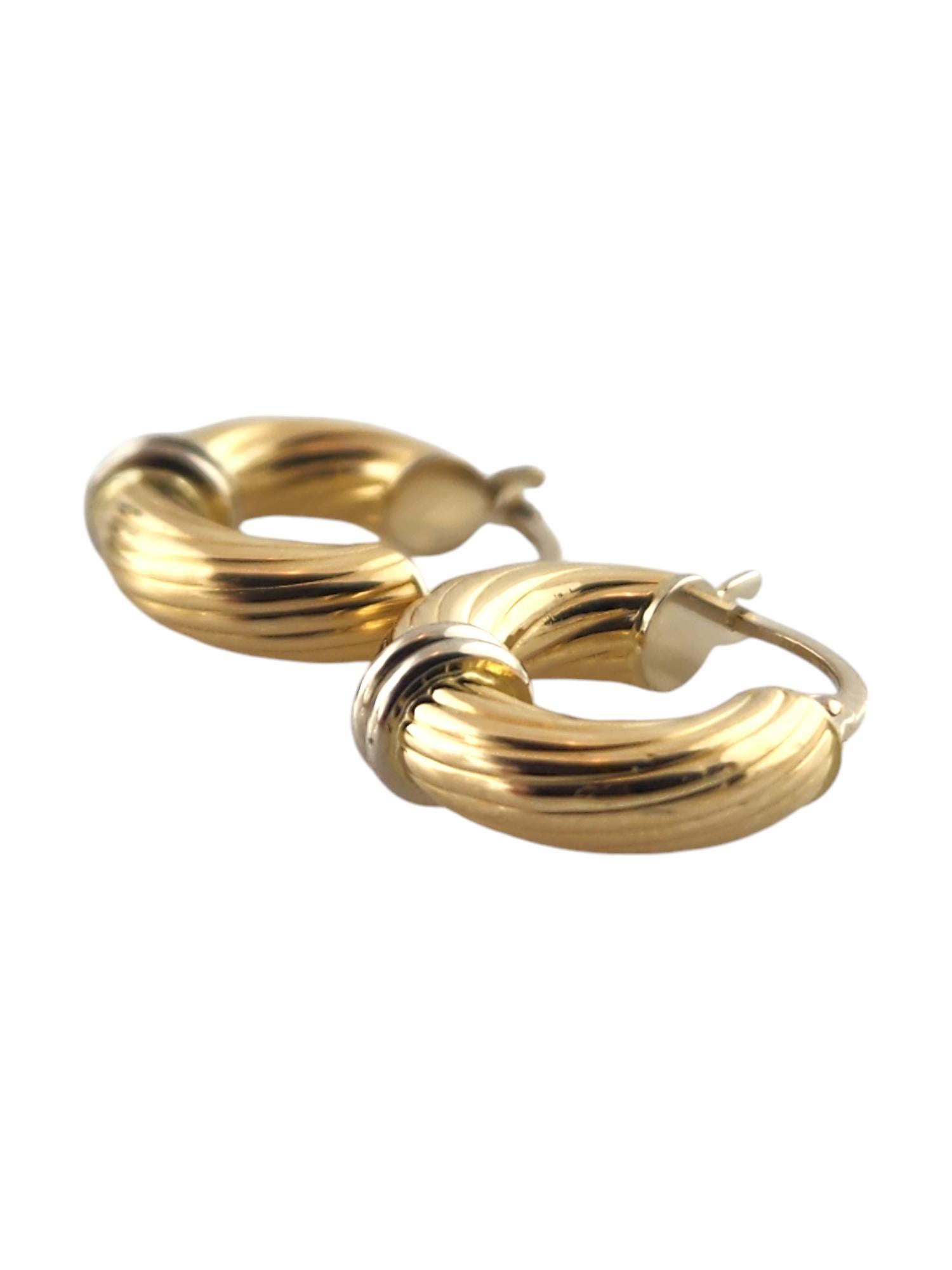 18 Karat Yellow and White Gold Small Hoop Earrings #18989 In Good Condition For Sale In Washington Depot, CT
