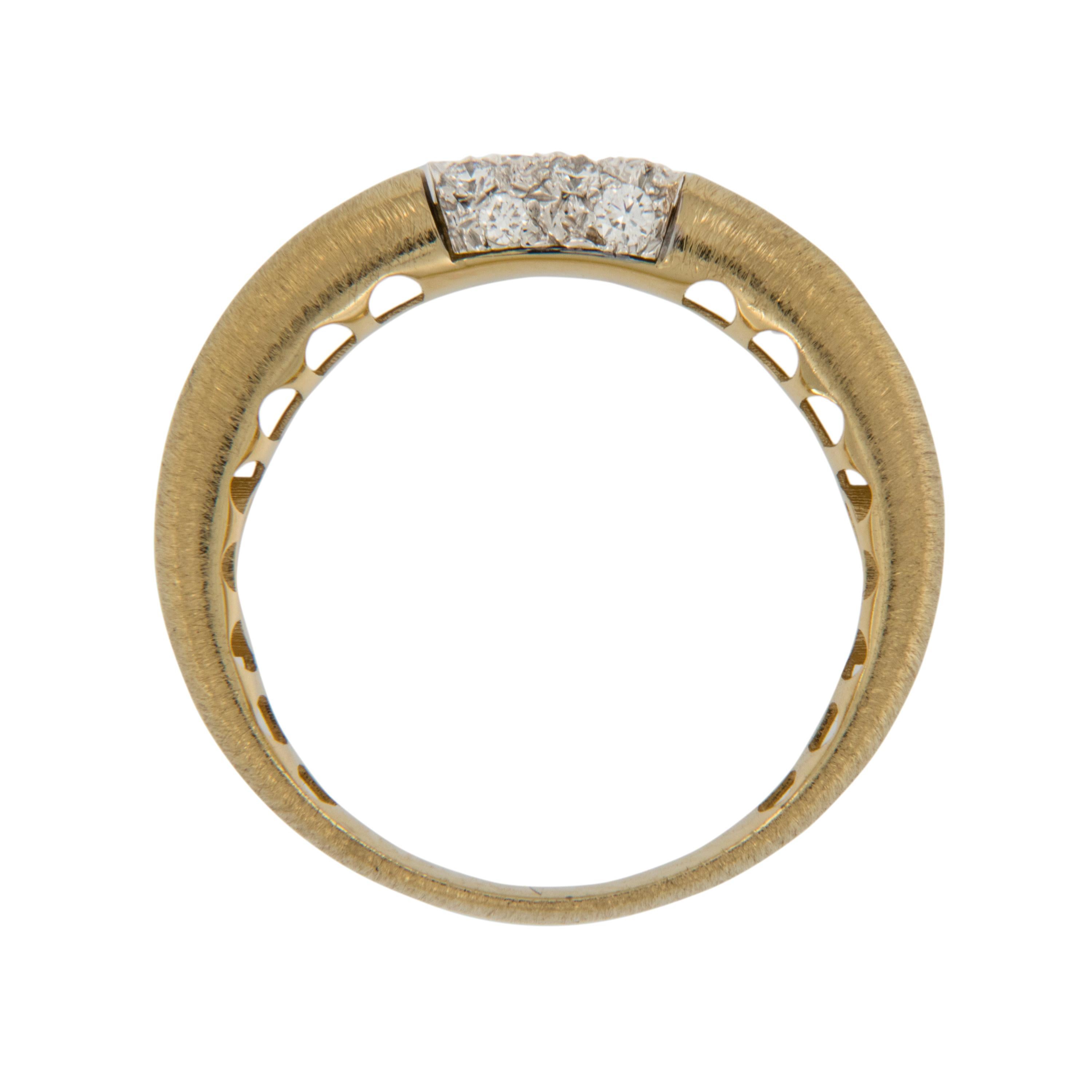 Contemporary 18 Karat Yellow Gold 0.17 Cttw. Diamond Pave' Ring For Sale