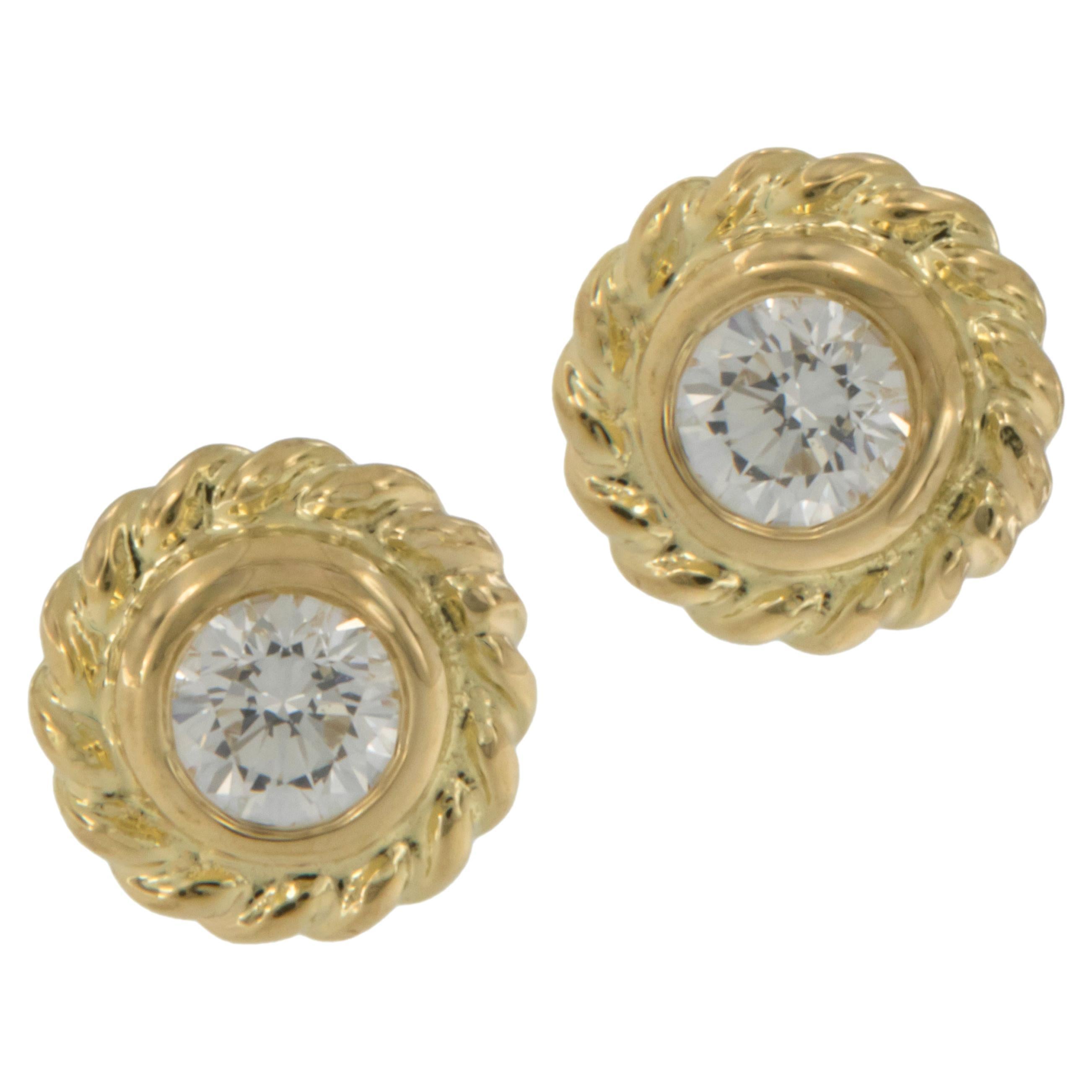 18 Karat Yellow Gold 0.26 Cttw Diamond Rope Bezel Stud Earrings F-VS Diamonds For Sale