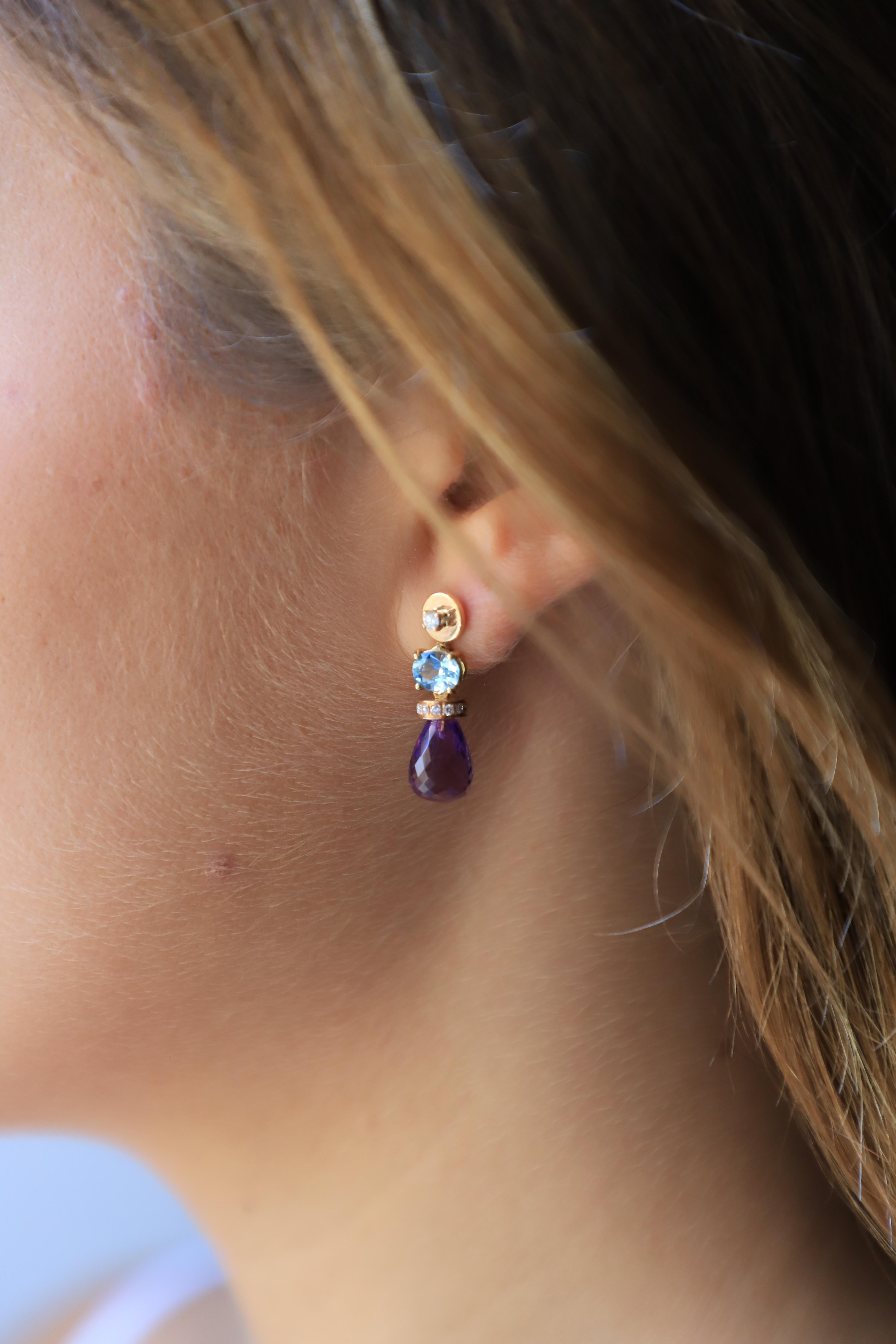 Rossella Ugolini design collection
Here there are some beautiful grape earrings handcrafted in 18 karats Rose Gold and embellished with 0.30 Karats White Diamonds, Blue Topaz and Amethyst. 
This piece is entirely manufactured, in an artisanal way,