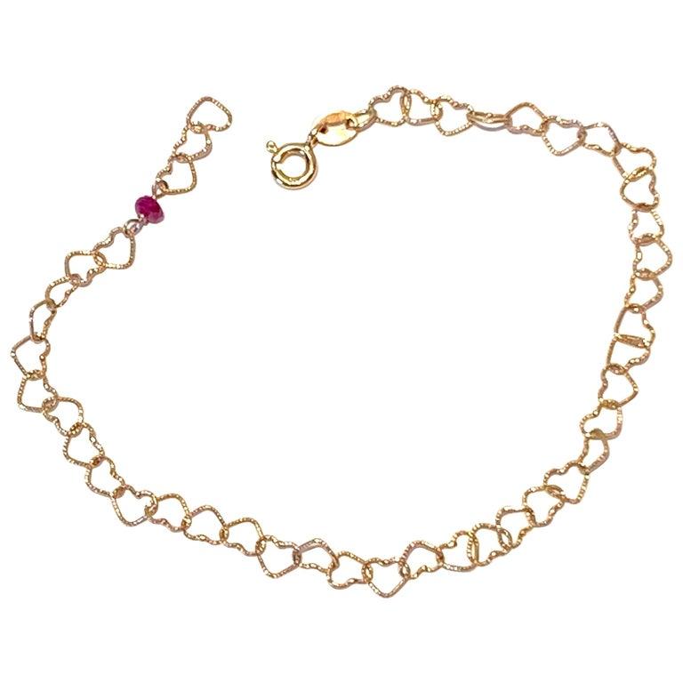 18 Karat Yellow Gold 0.32 Karat Bead Cut Red Ruby Little Hearts Chain Bracelet For Sale 4
