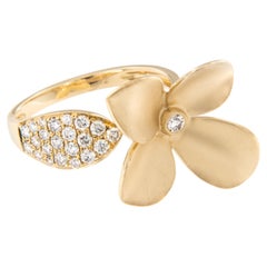 18 Karat Yellow Gold 0.42 Cttw Diamond Flower Ring