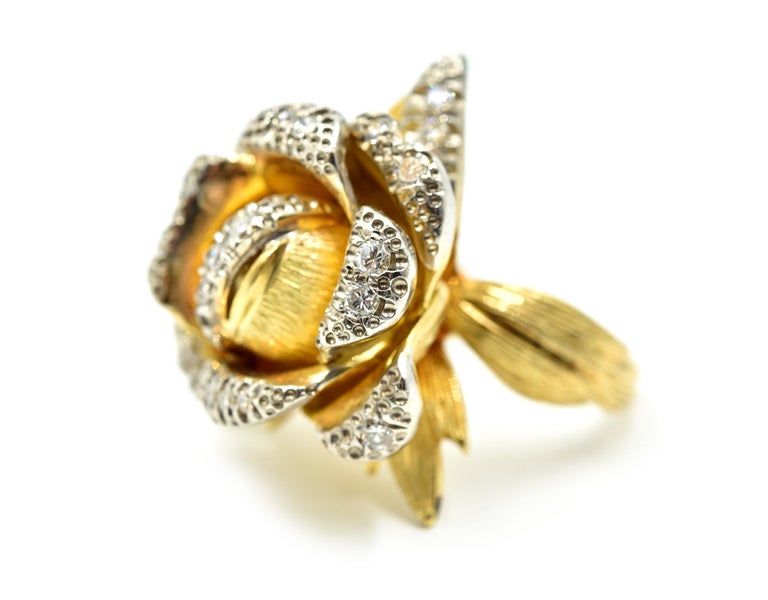 18 Karat Yellow Gold, 0.50 Carat Round Diamond Flower Cocktail Ring For