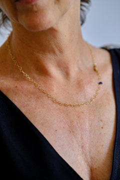 18 Karat Yellow Gold 0.51 Karat Bead Cut Sapphire Little Hearts Chain Necklace