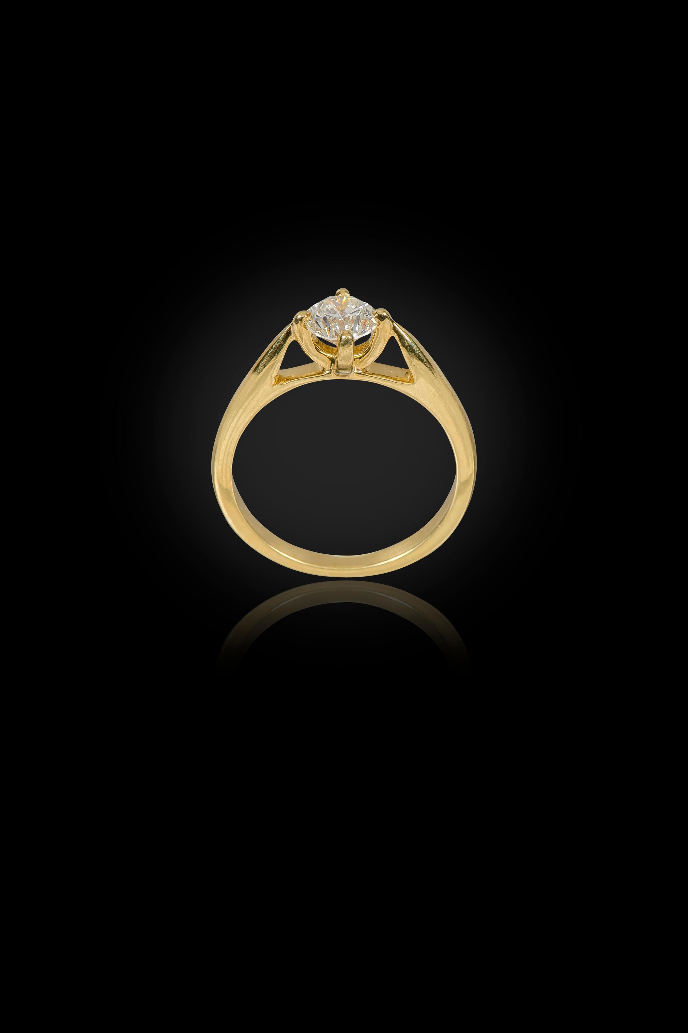 Contemporary 18 Karat Yellow Gold 0.70 Carat Diamond Brilliant-Cut Solitaire Engagement Ring For Sale