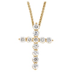 18 Karat Yellow Gold 0.82 Cttw VS Diamond Cross Pendant Necklace