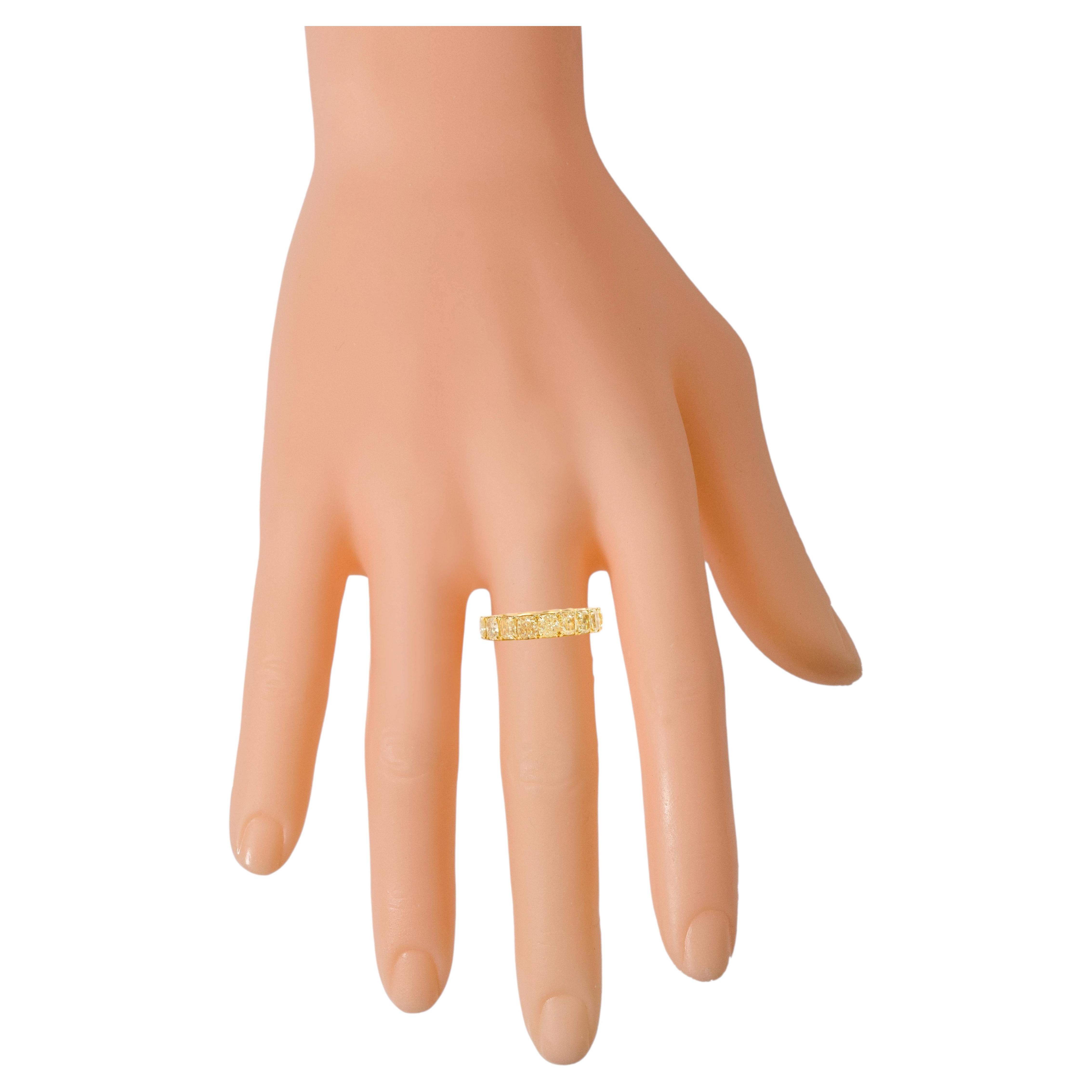18 Karat Yellow Gold 10.01 Carat Solitaire Yellow Diamond Eternity Band Ring