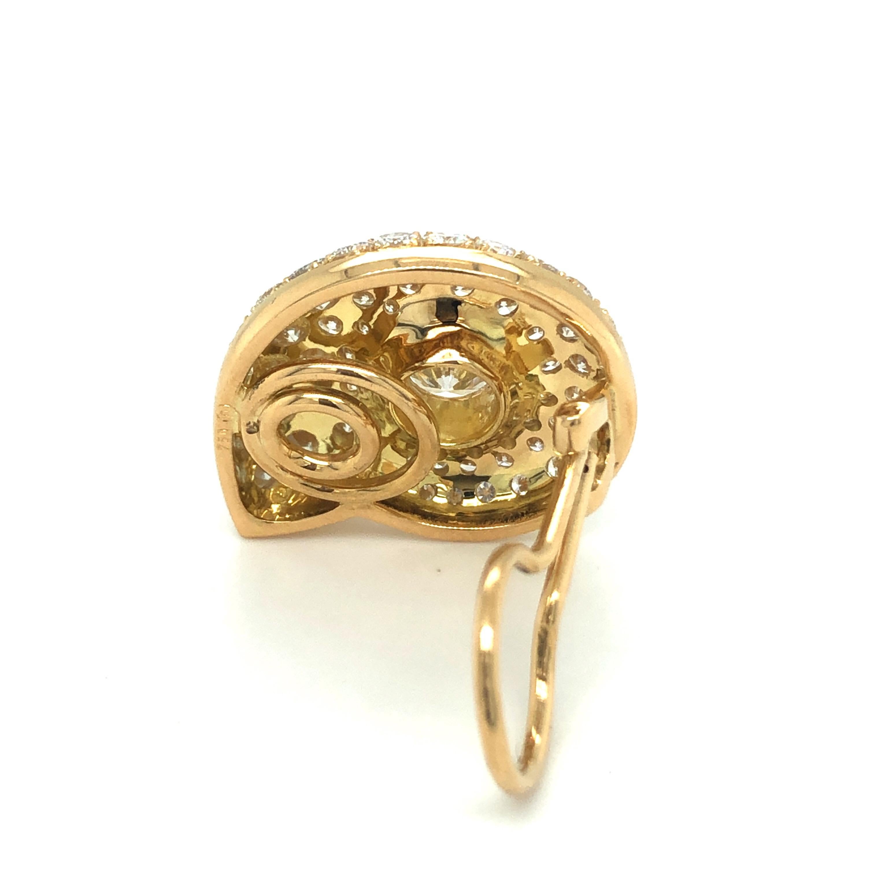 Modern 18 Karat Yellow Gold 11.6 Carats Round Cut Diamonds Snail Shell Shaped Earrings