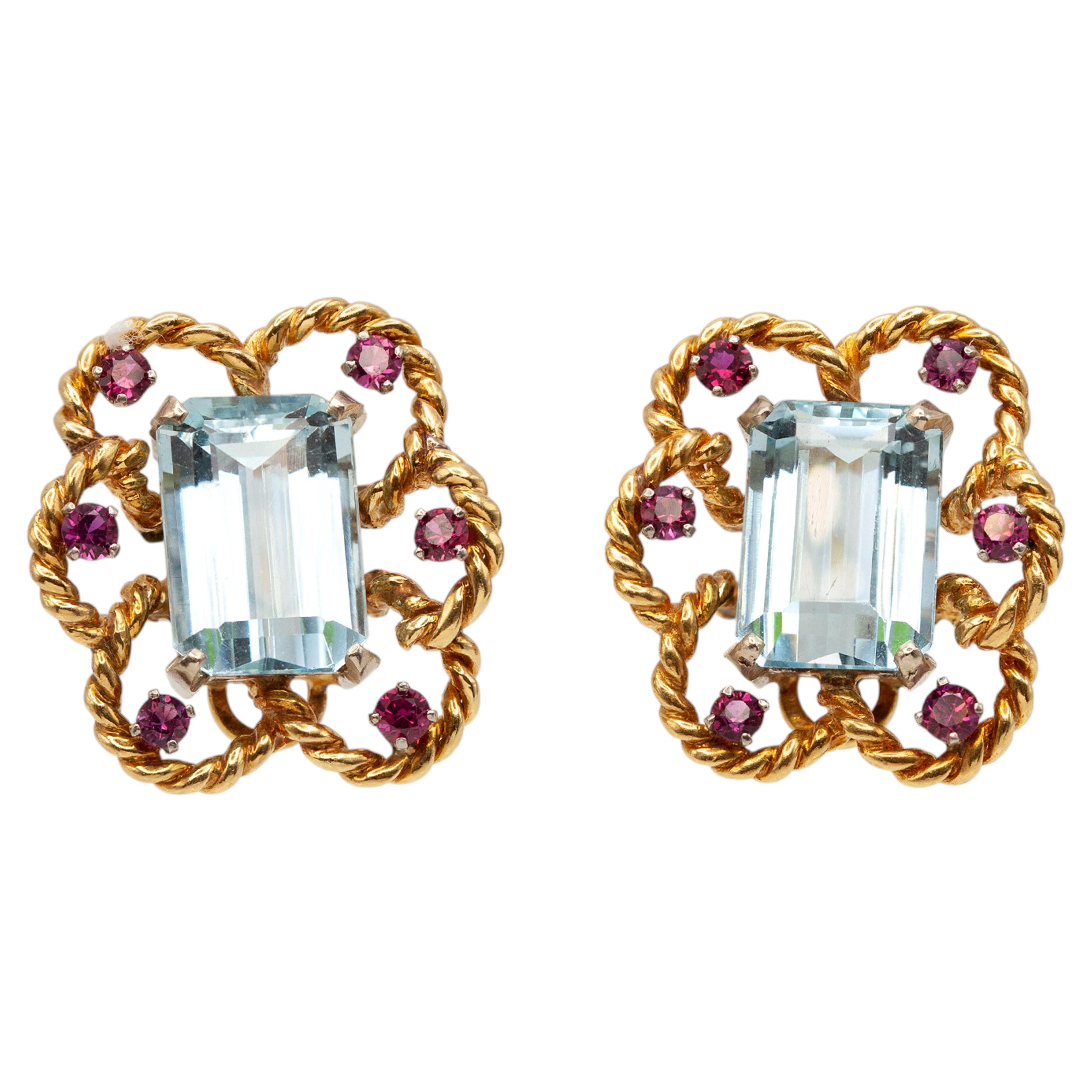 Pendientes de clip de oro amarillo de 18 quilates con aguamarina de 12,1 quilates y rubí en venta