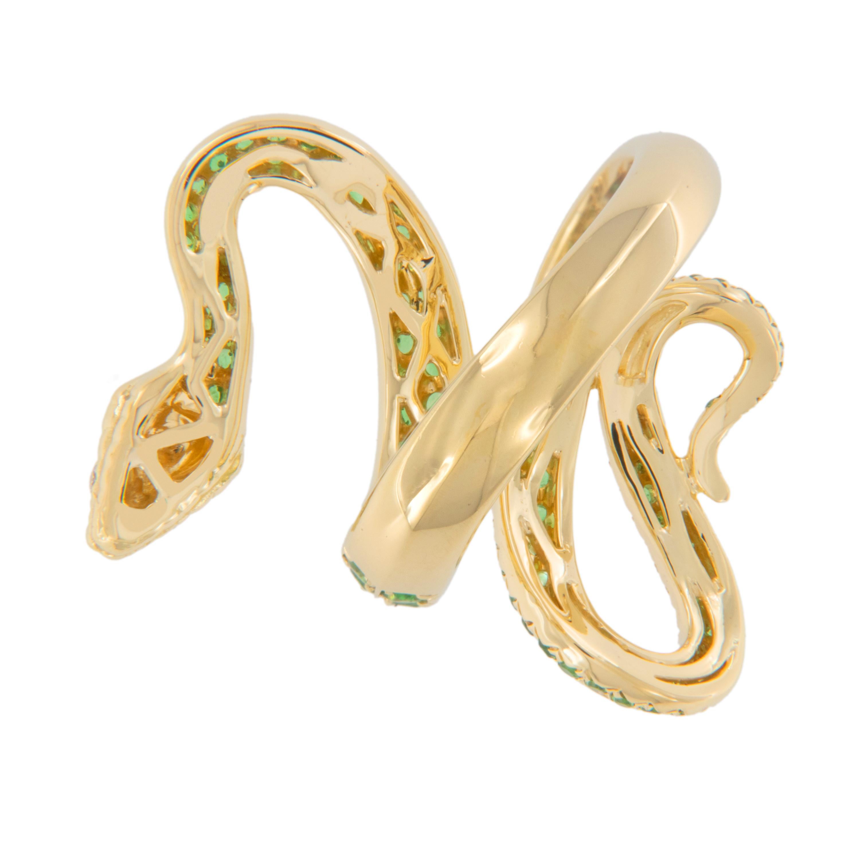 Round Cut 18 Karat Yellow Gold 1.32 Cttw Green Tsavorite Serpent Ring For Sale