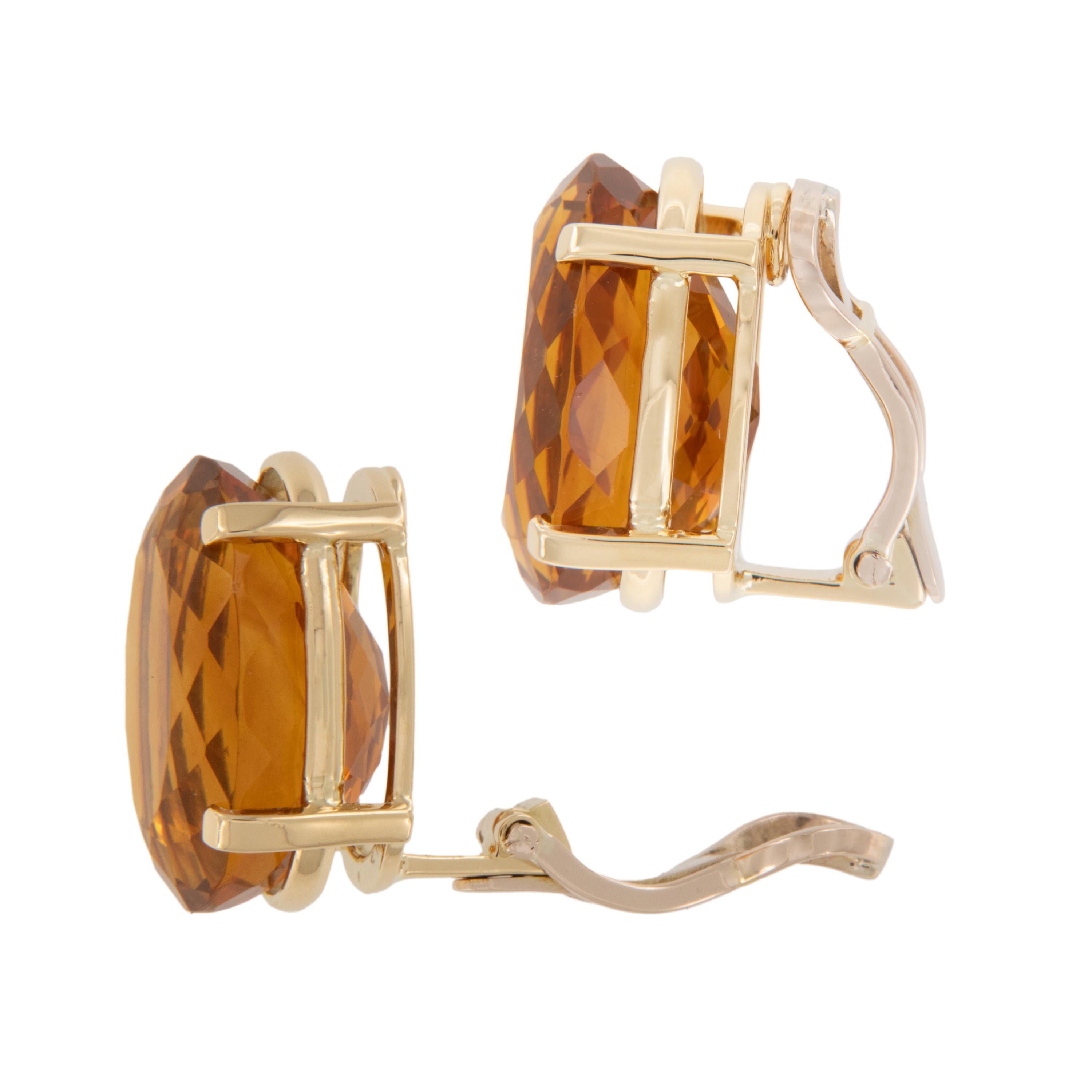 Contemporary 18 Karat Yellow Gold 13.30 Cttw Madeira Citrine Clip Earrings For Sale