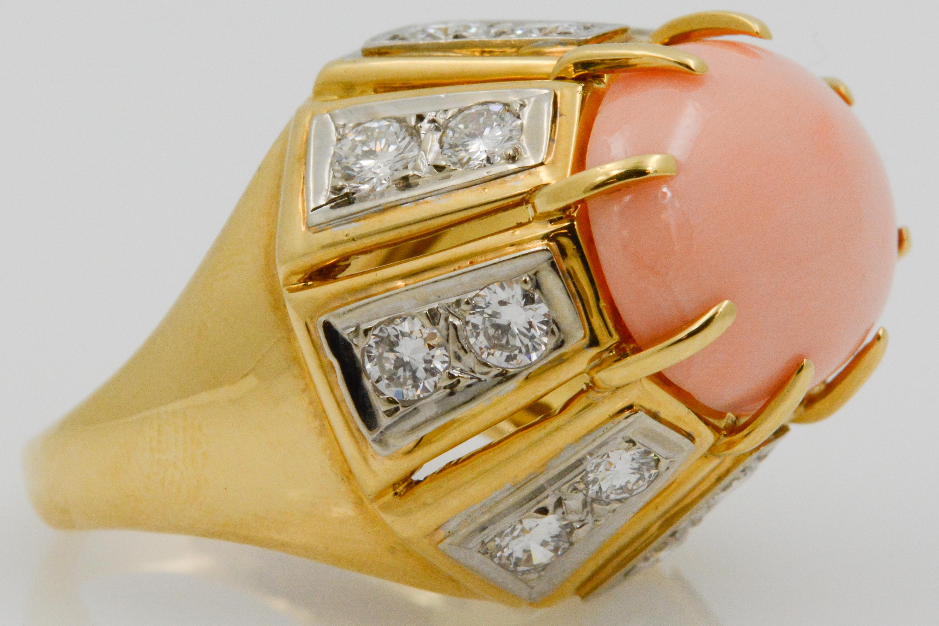 18 Karat Yellow Gold 14.57 Carat Angel Skin Coral Fashion Ring 6