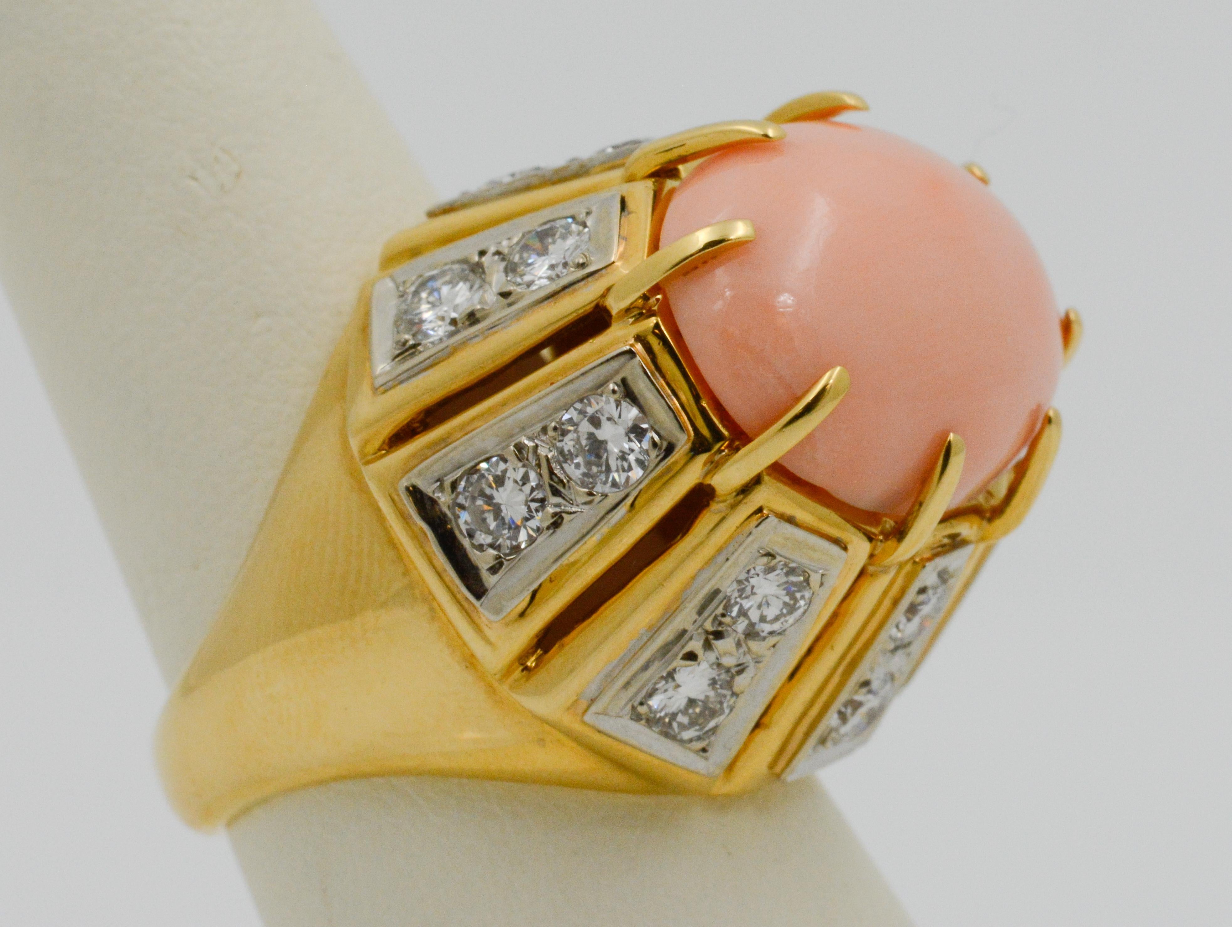 Modern 18 Karat Yellow Gold 14.57 Carat Angel Skin Coral Fashion Ring