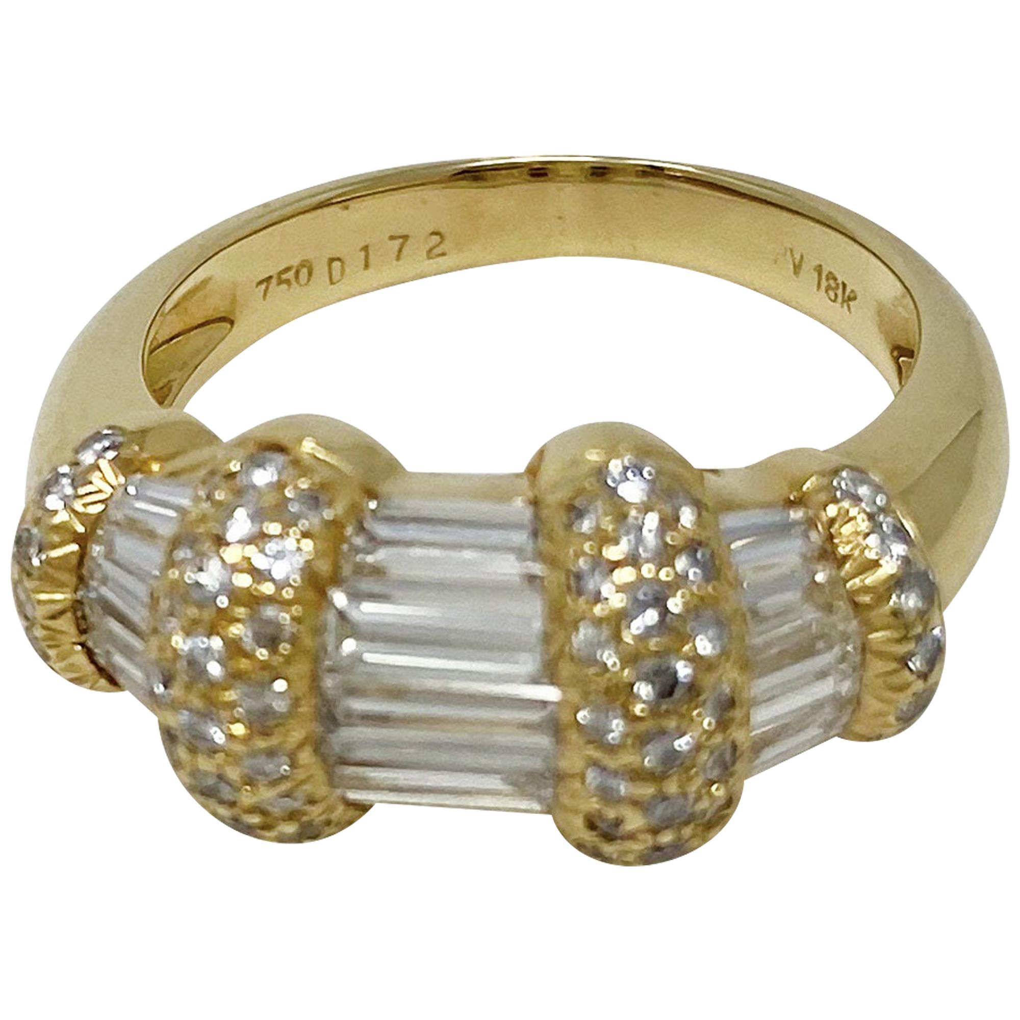 18 Karat Yellow Gold 1.72 Carat Diamond Ring by Ponte Vecchio For Sale