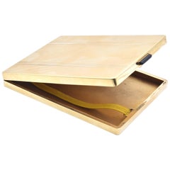 18 Karat Yellow Gold 1940s Cigarette Case