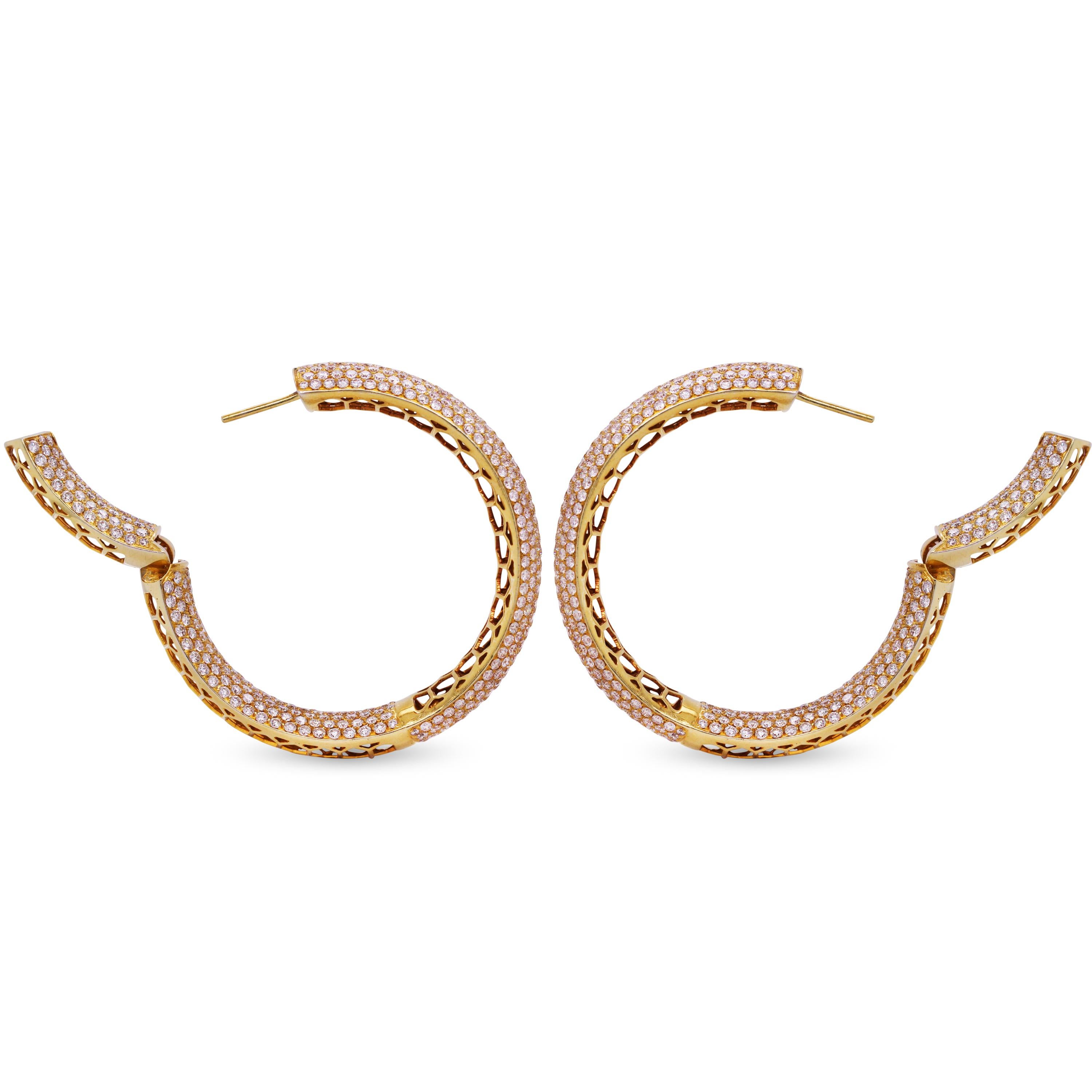 Modern 18K Yellow Gold 20 Carat Diamonds Inside-Out Hoop Earrings For Sale