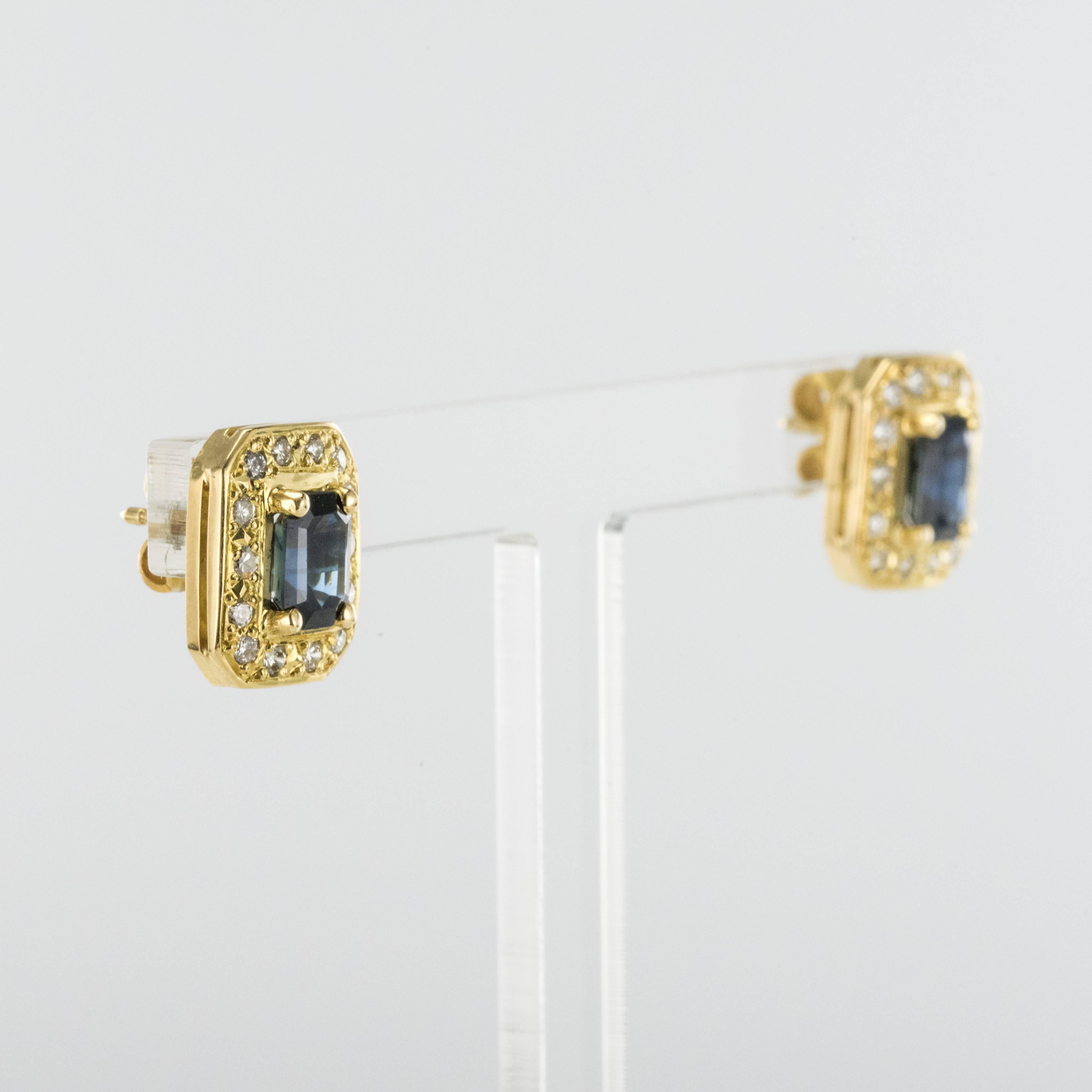Modern 18 Karat Yellow Gold 2.50 Carat Sapphire Diamond Stud Earrings