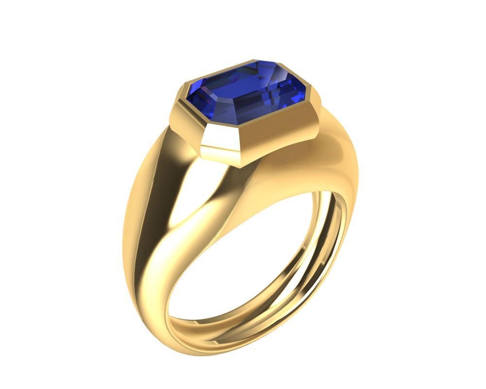 For Sale:  18 Karat Yellow Gold 2.54 Carat Blue Sapphire Sculpture Ring 6