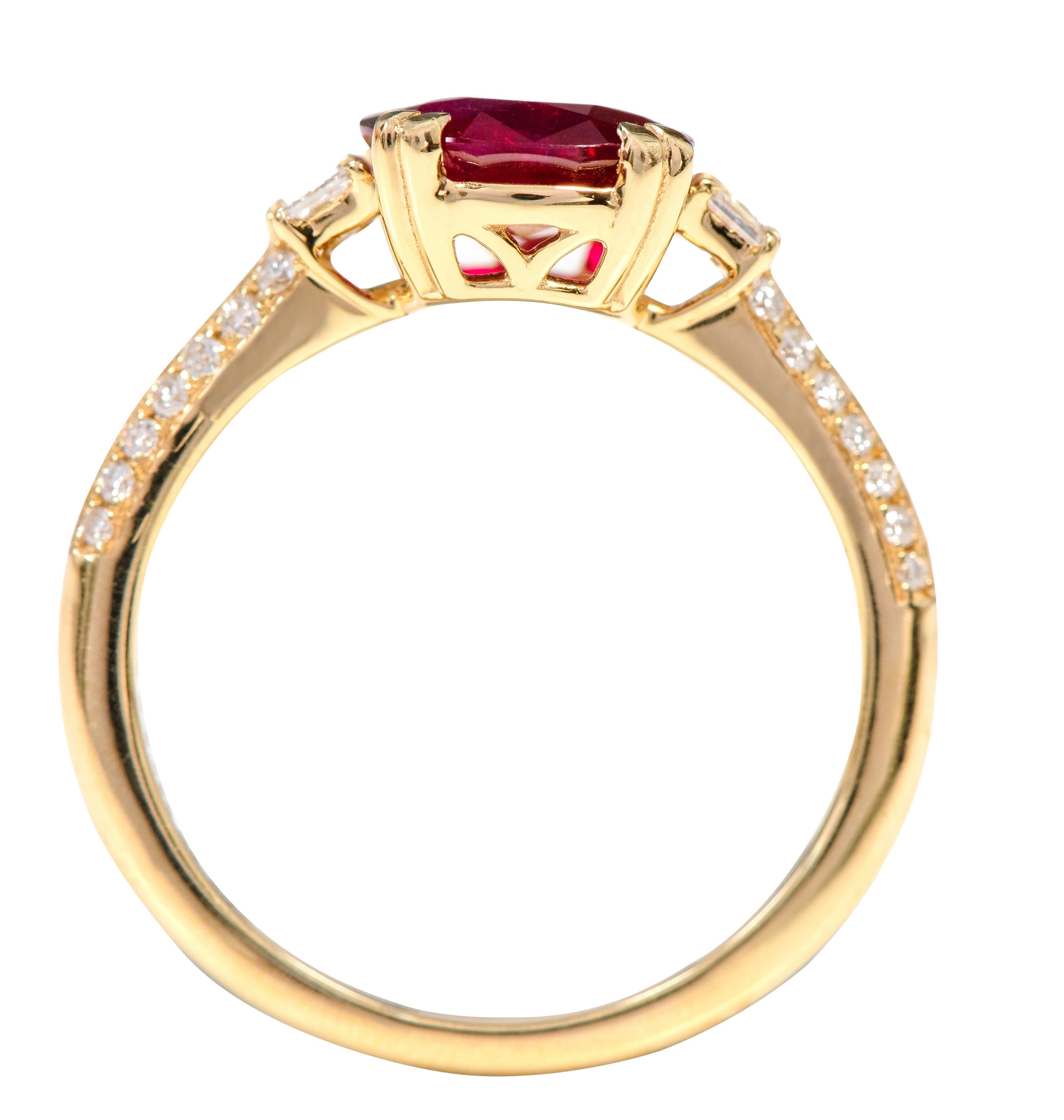 18 Karat Yellow Gold 2.70 Carat Oval-Cut Ruby and Diamond Solitaire Ring For Sale 1