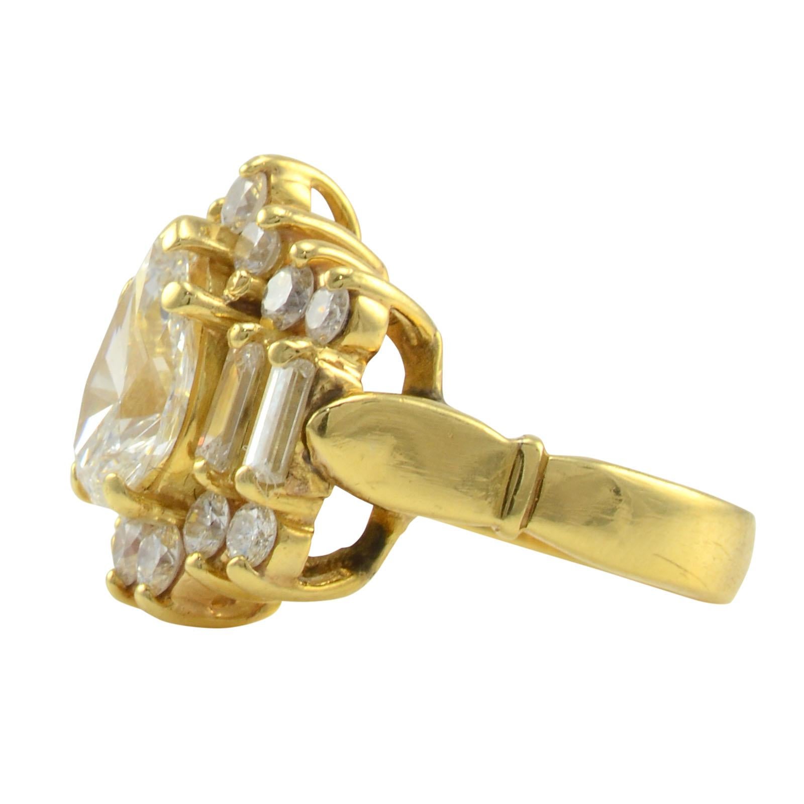 Pear Cut 18 Karat Yellow Gold 2.75 CTW Multi Diamond Ring For Sale