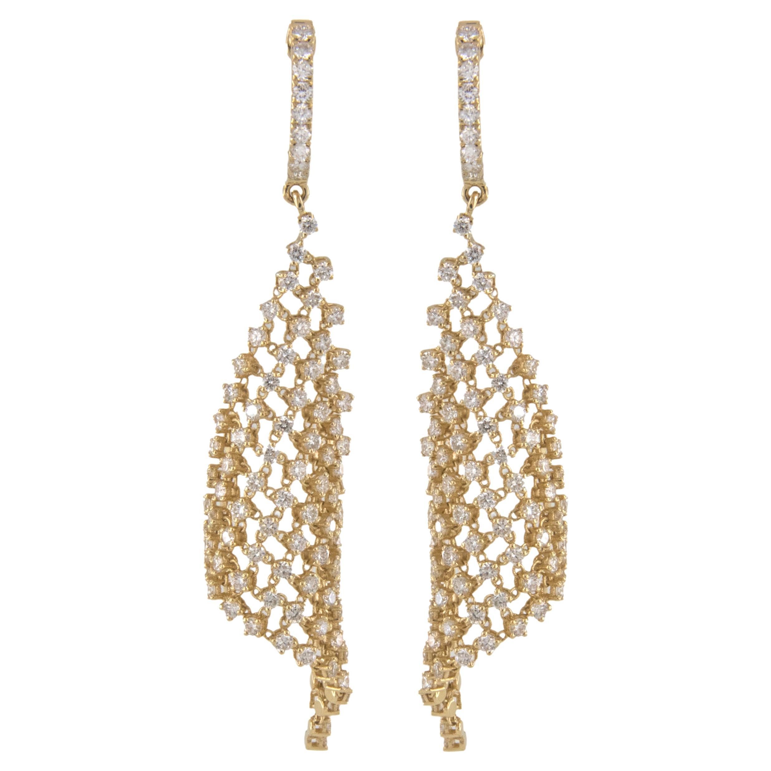 18 Karat Yellow Gold 2.84 Cttw Diamond Mesh Sail Dangle Earrings