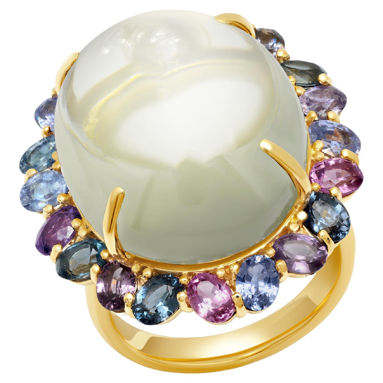 Anello Cocktail in oro giallo 18 carati 28,83 carati con pietra di luna verde e spinello multiplo in vendita