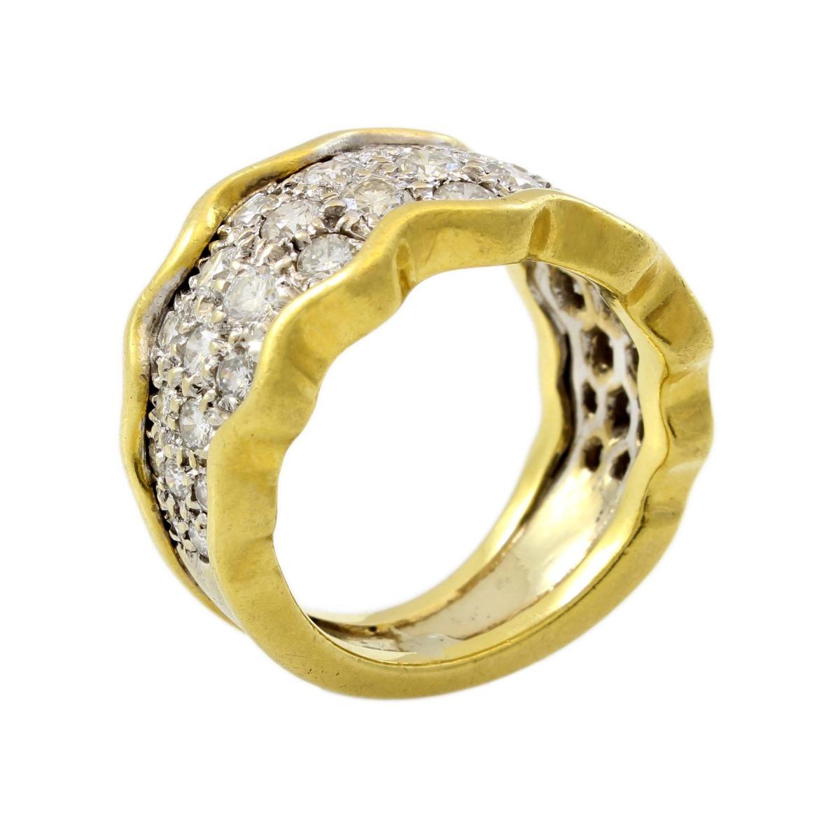 Modern 18 Karat Yellow Gold 3 Carat Diamond Estate Band Ring For Sale