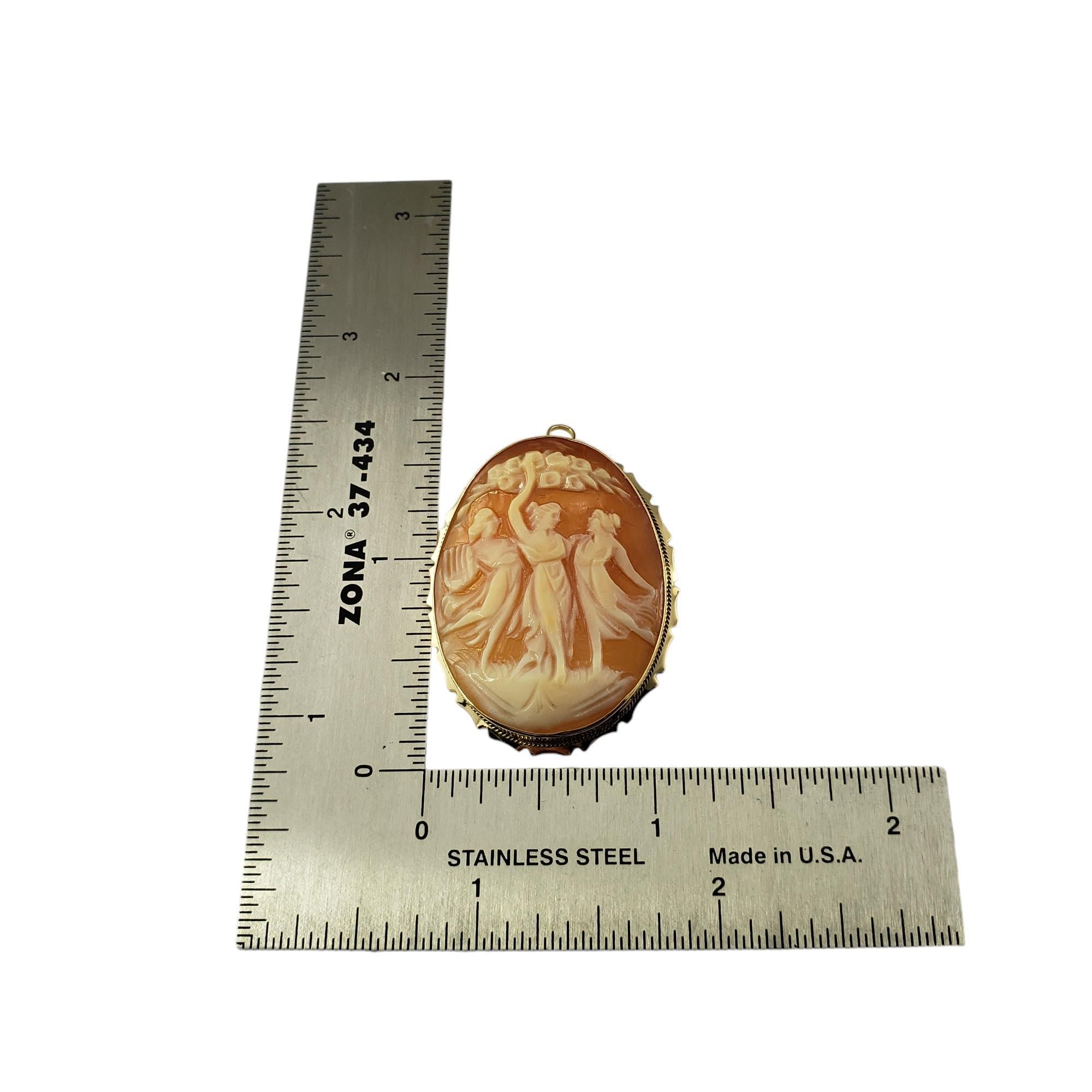 18 Karat Yellow Gold 3 Women Cameo Brooch/Pendant #18797 For Sale 2