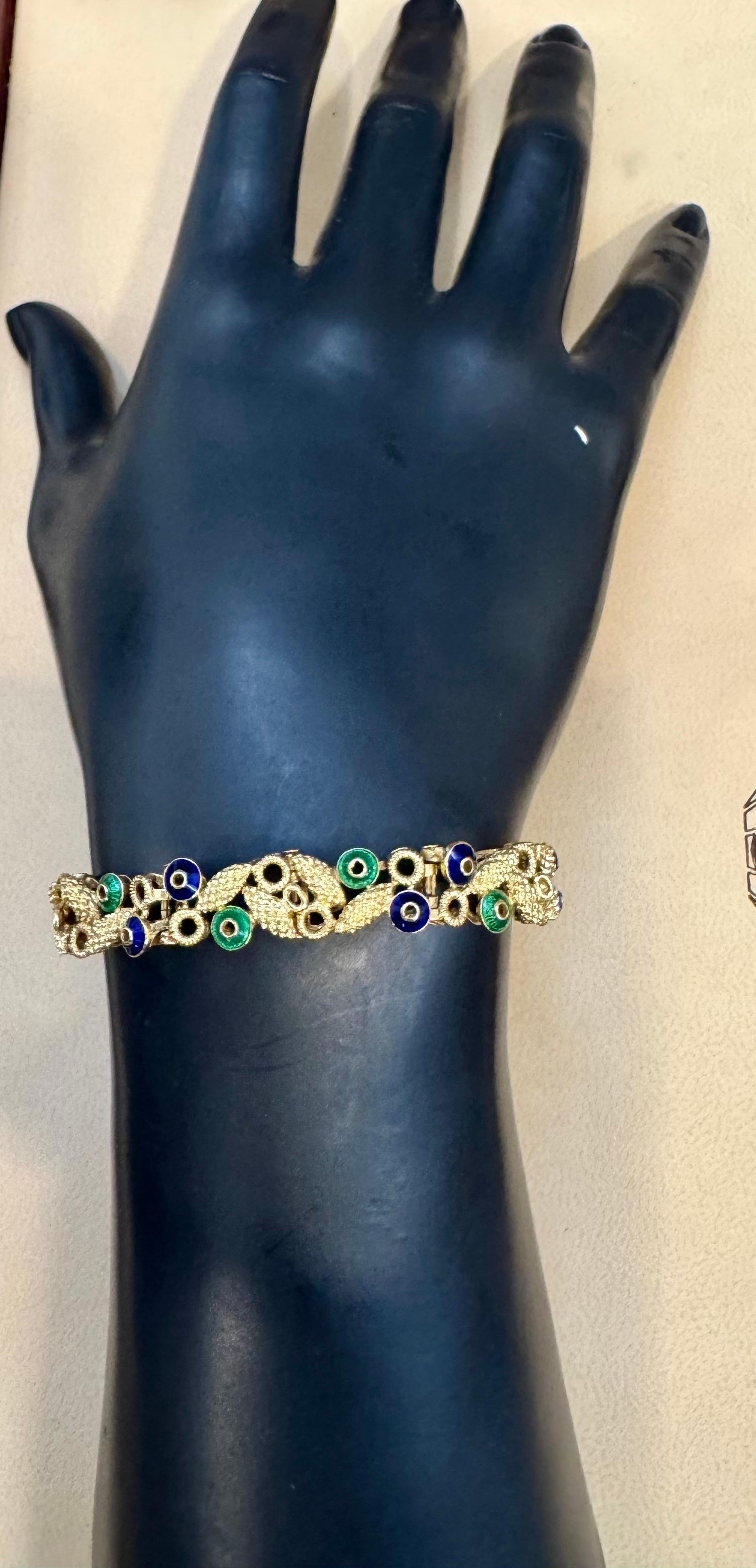 Or jaune 18 carats 30 grammes avec émail vert et bleu  Bracelet, 8 pouces de long en vente 7