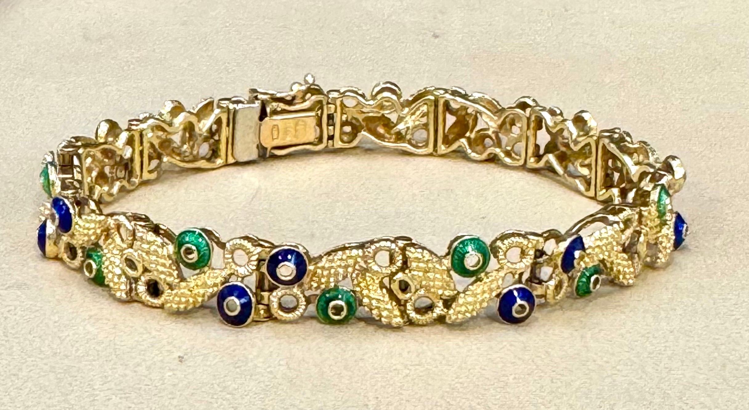Or jaune 18 carats 30 grammes avec émail vert et bleu  Bracelet, 8 pouces de long en vente 3