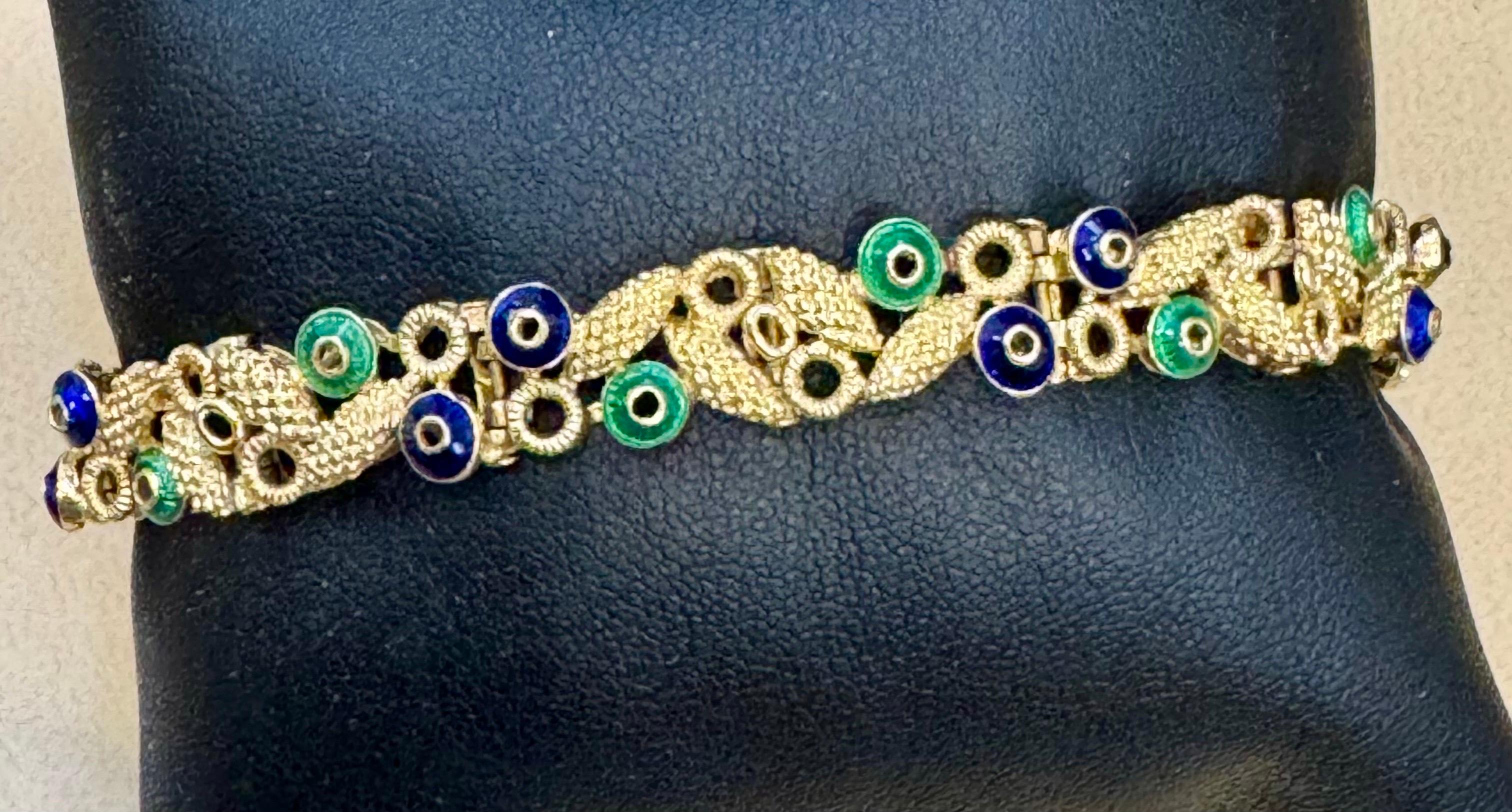 Or jaune 18 carats 30 grammes avec émail vert et bleu  Bracelet, 8 pouces de long en vente 4