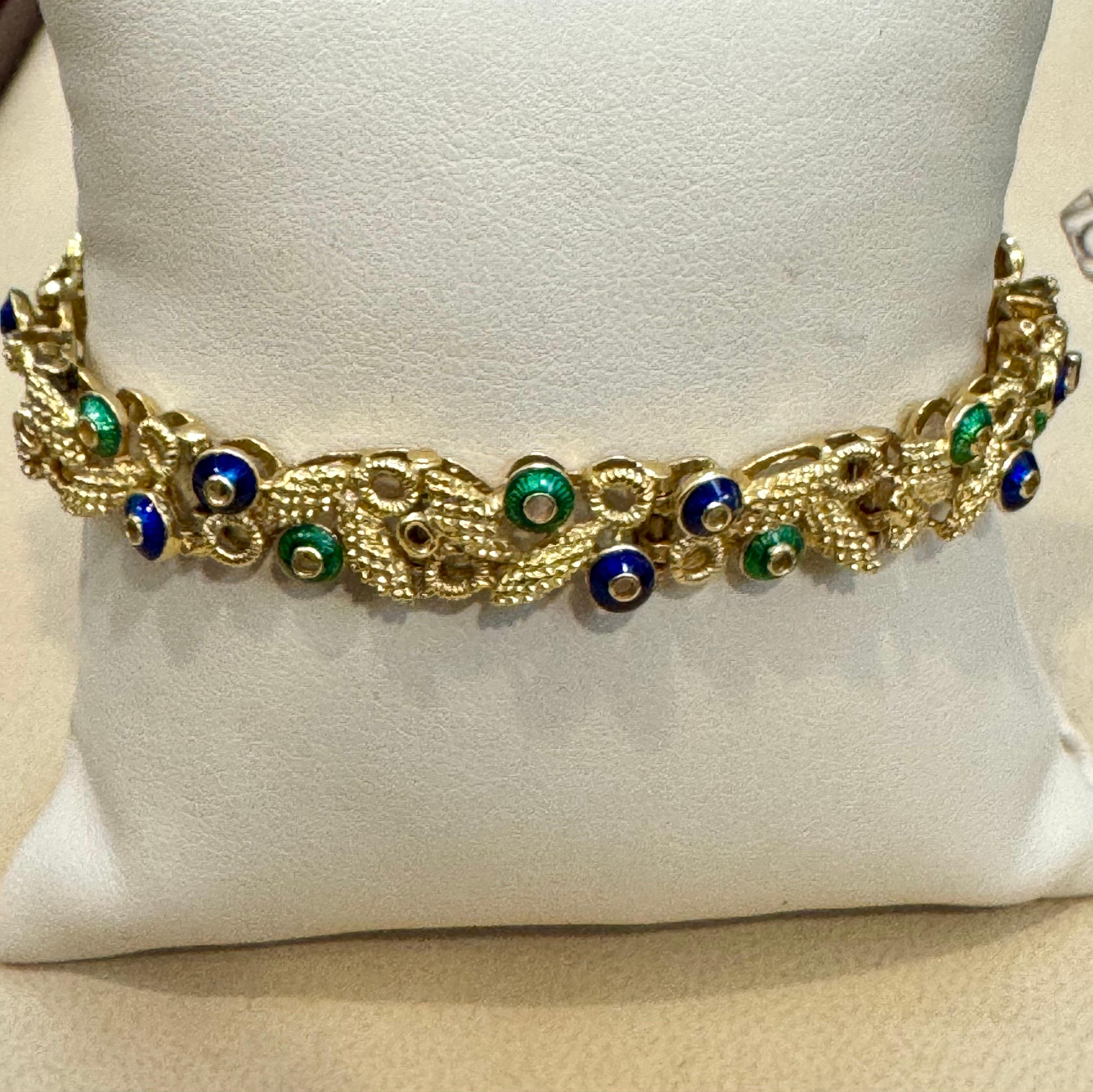 Or jaune 18 carats 30 grammes avec émail vert et bleu  Bracelet, 8 pouces de long en vente 5