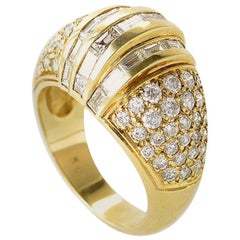 18 Karat Yellow Gold, 3.04 Carat Diamond Ring