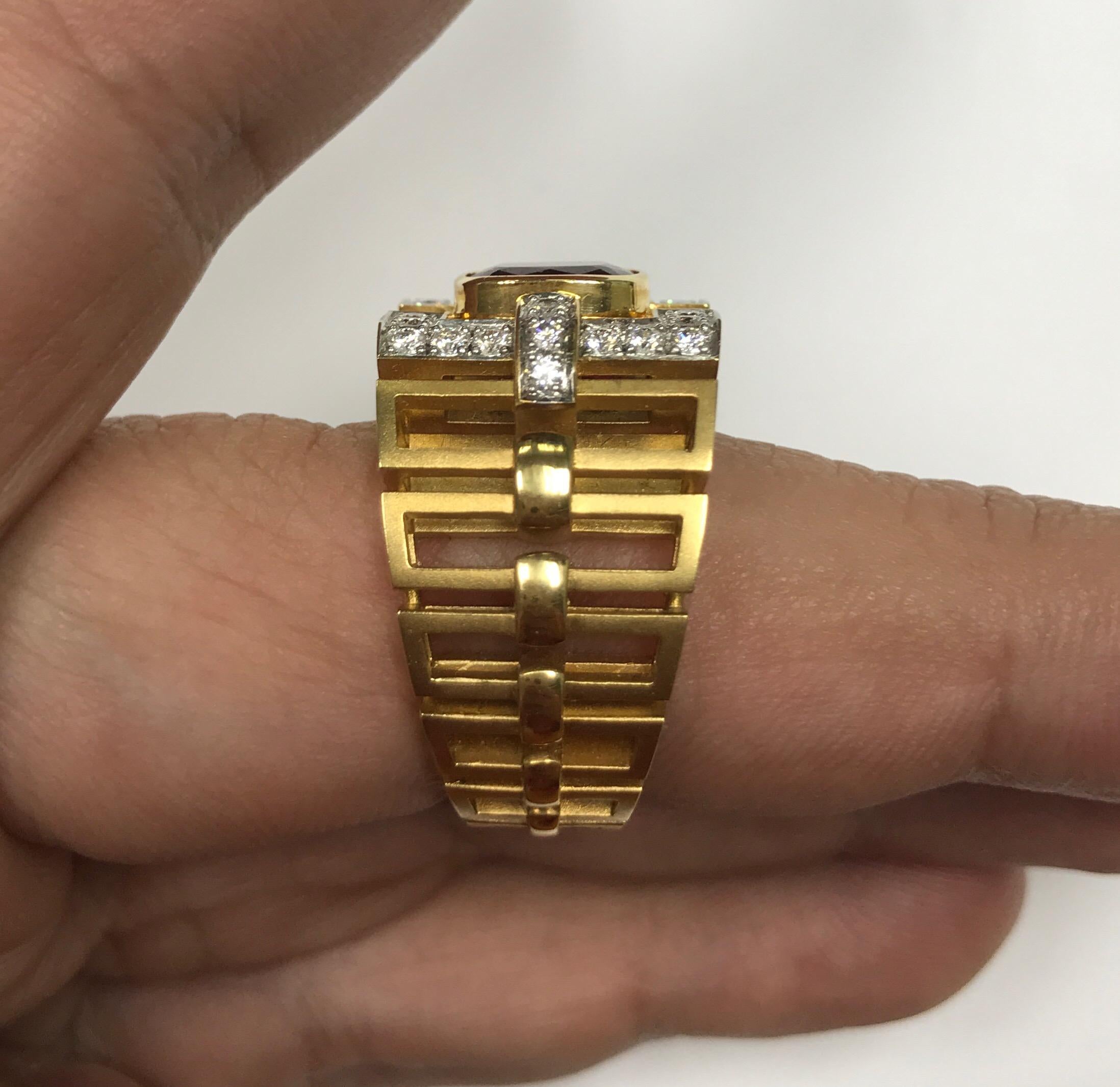 18 Karat Yellow Gold 3.04 Carat Rubelite Tourmaline Diamond Male Ring For Sale 1