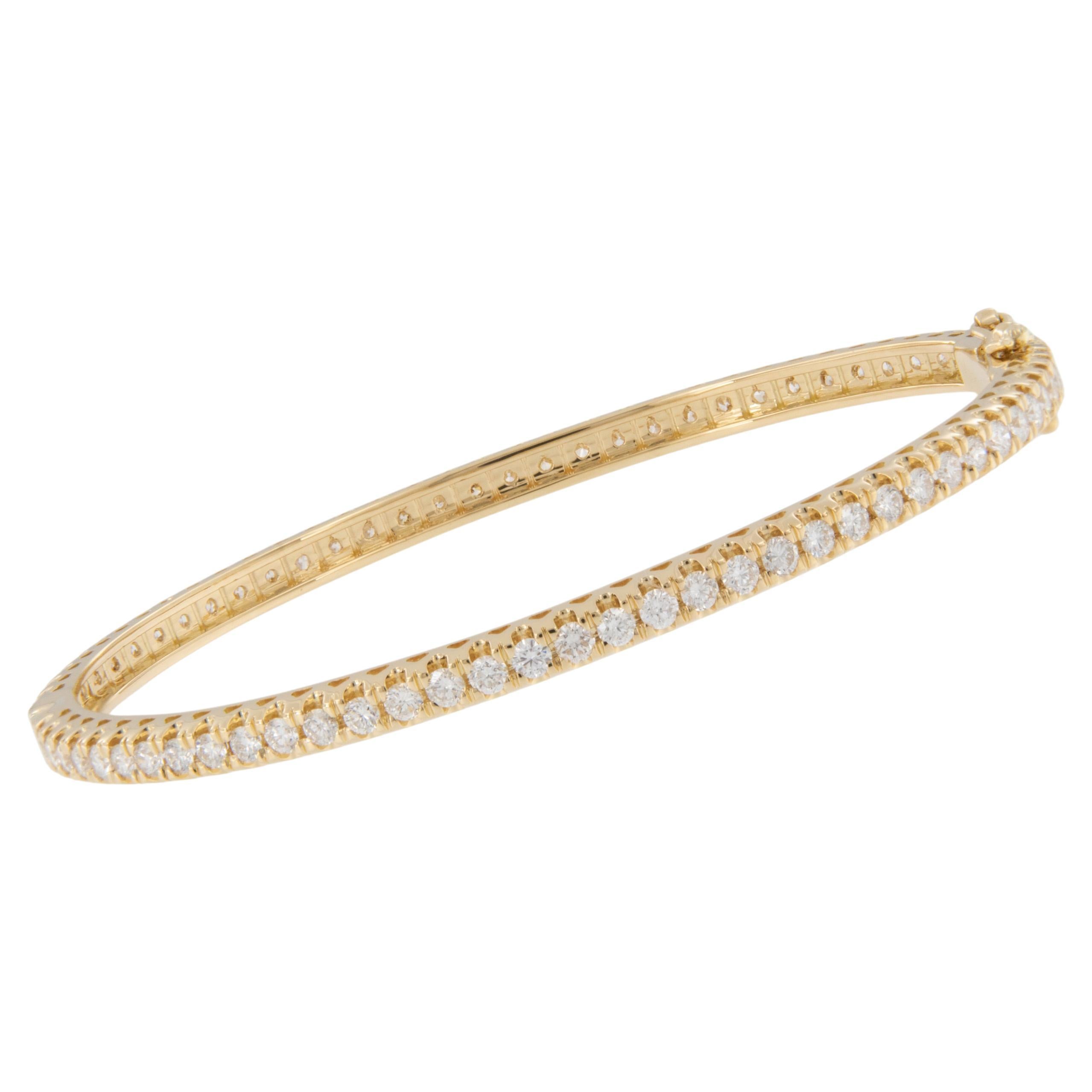 18 Karat Yellow Gold 3.15 Cttw Eternity Diamond Bangle Bracelet Made in Italy