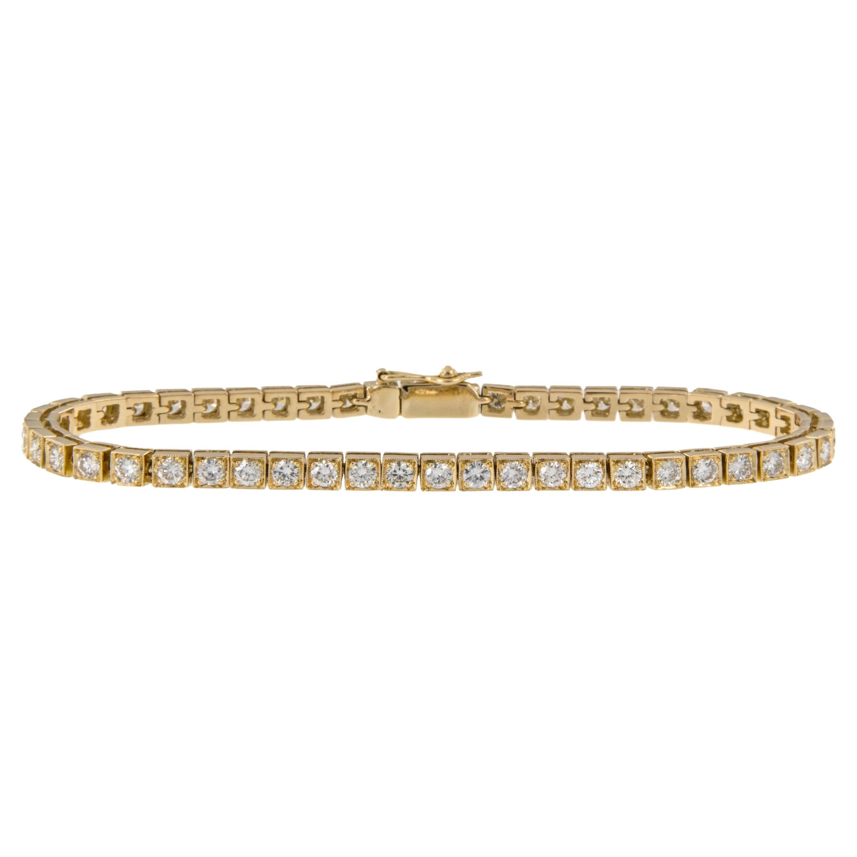18 Karat Yellow Gold 3.50 Cttw Fine Diamond Line Tennis Bracelet For Sale