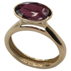 Oro amarillo de 18 quilates 3,83  Anillo Escultura Rubí Ovalado Quilate