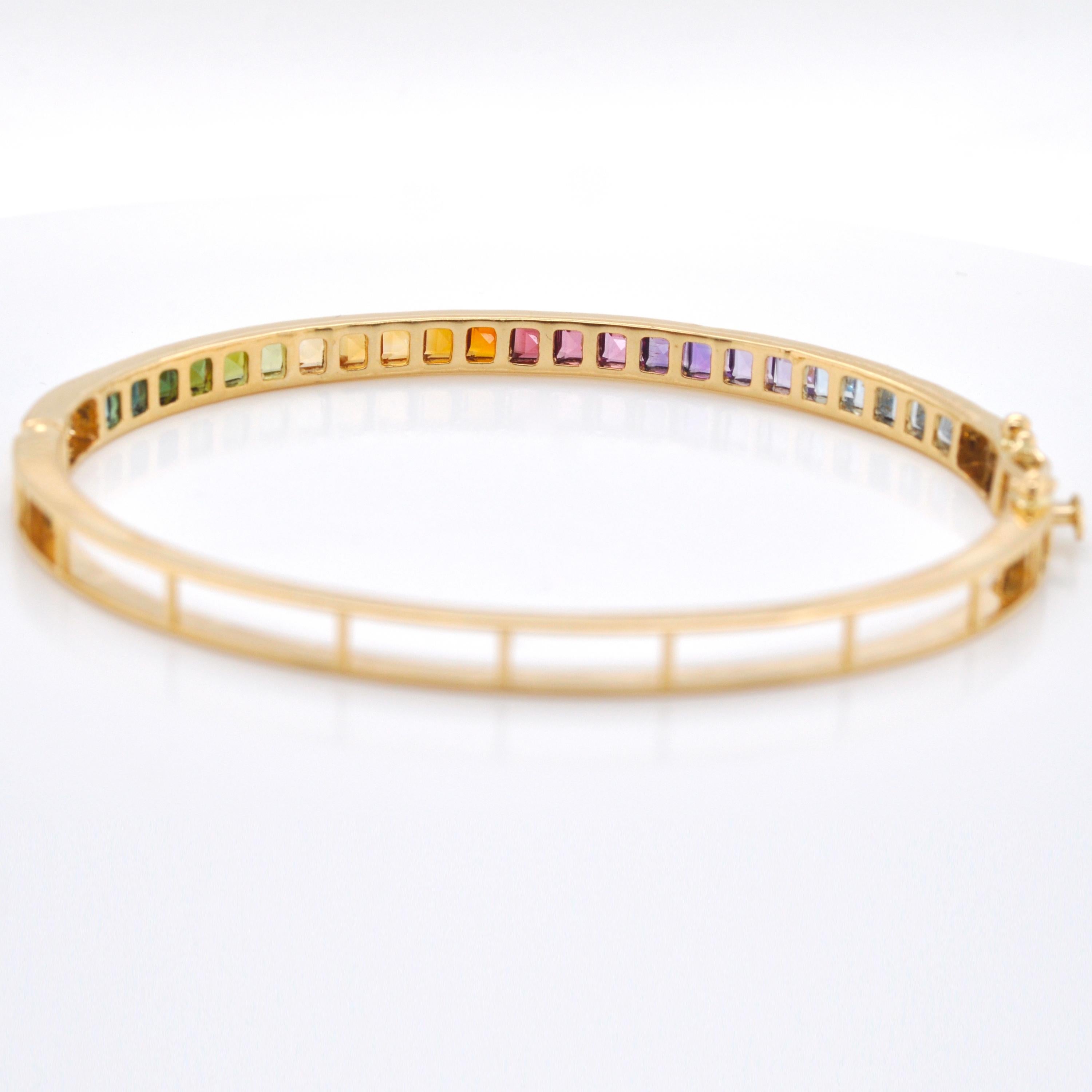 18 Karat Yellow Gold 3MM Square Channel-set Multicolor Rainbow Gemstone Bracelet In New Condition For Sale In Jaipur, Rajasthan