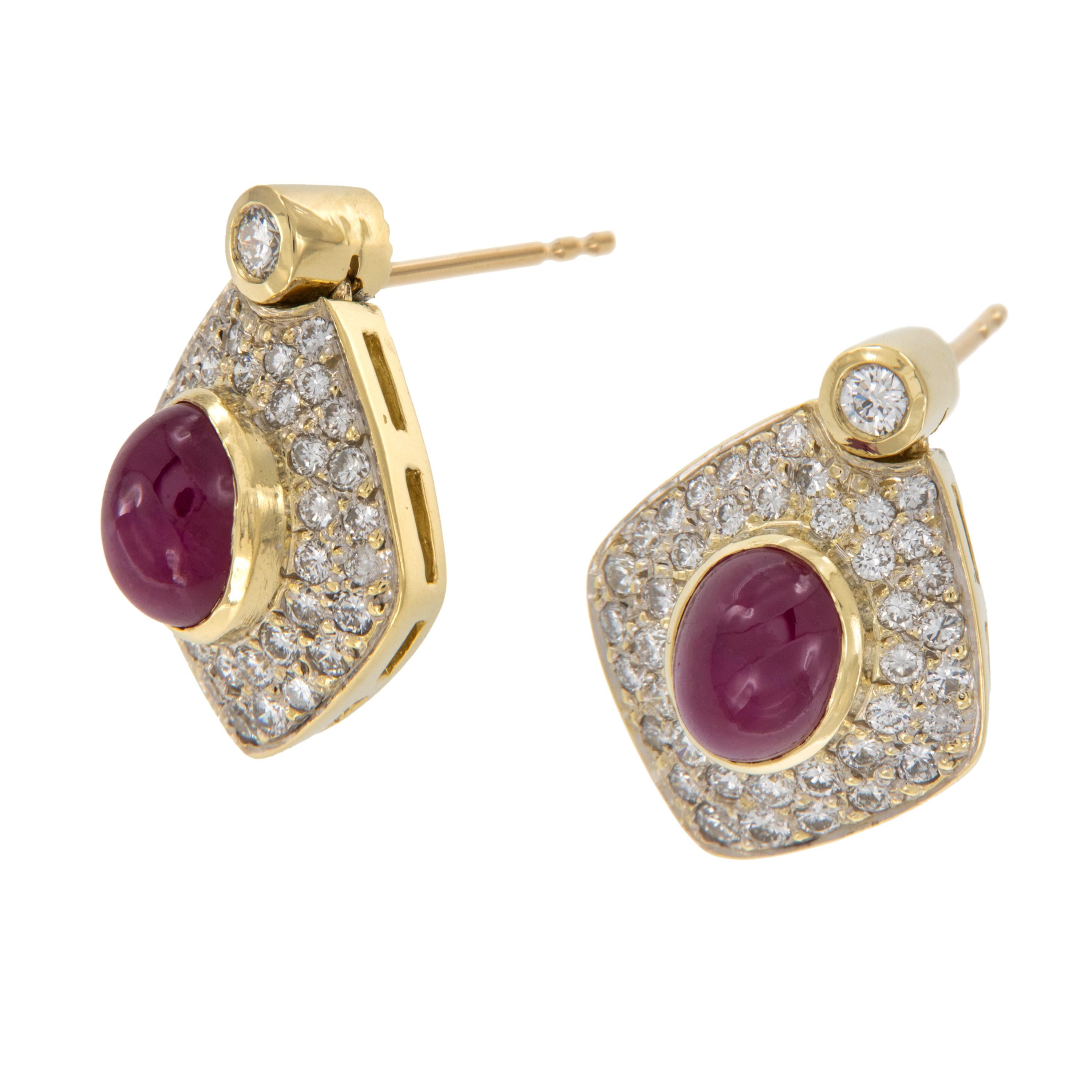 Delicious Ruby & Diamond earrings, crafted from rich 18 karat yellow gold in classic style. These earrings are 