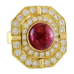 18 Karat Yellow Gold 5 Carat Carbon Red Tourmaline and Diamond Vintage Ring