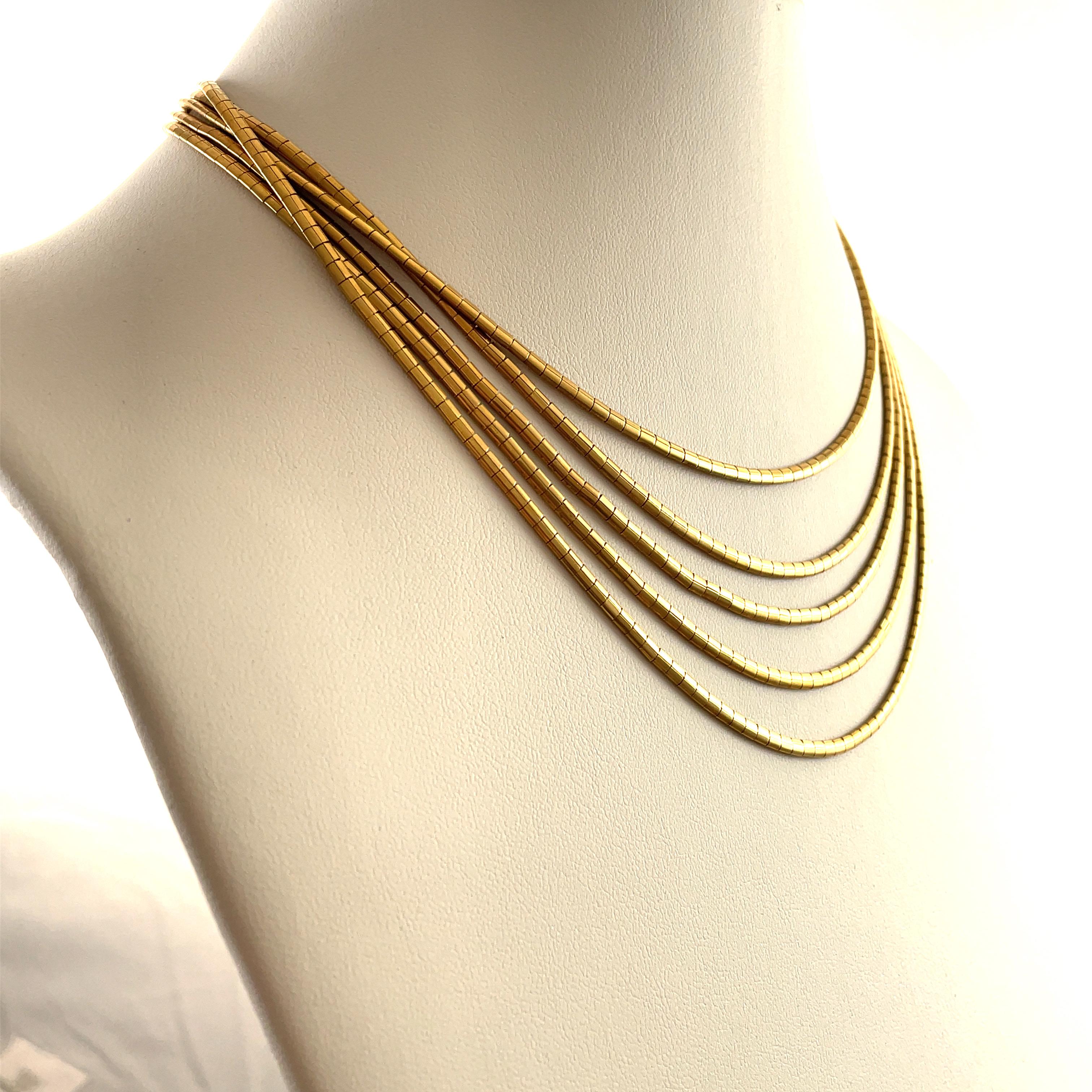 Contemporaneo Collana a catena a 5 file in oro giallo 18 carati da 88,18 grammi