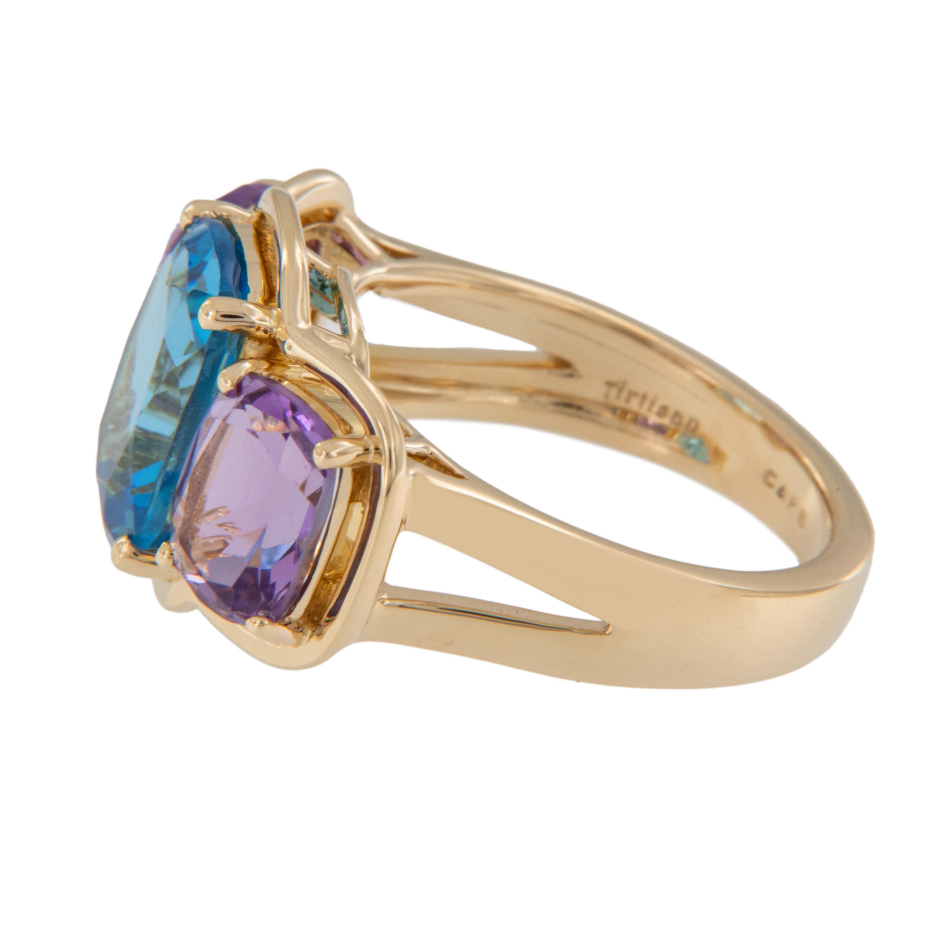 Contemporary 18 Karat Yellow Gold 5.29 Carat Blue Topaz and 2.89 Cttw Amethyst Ring For Sale