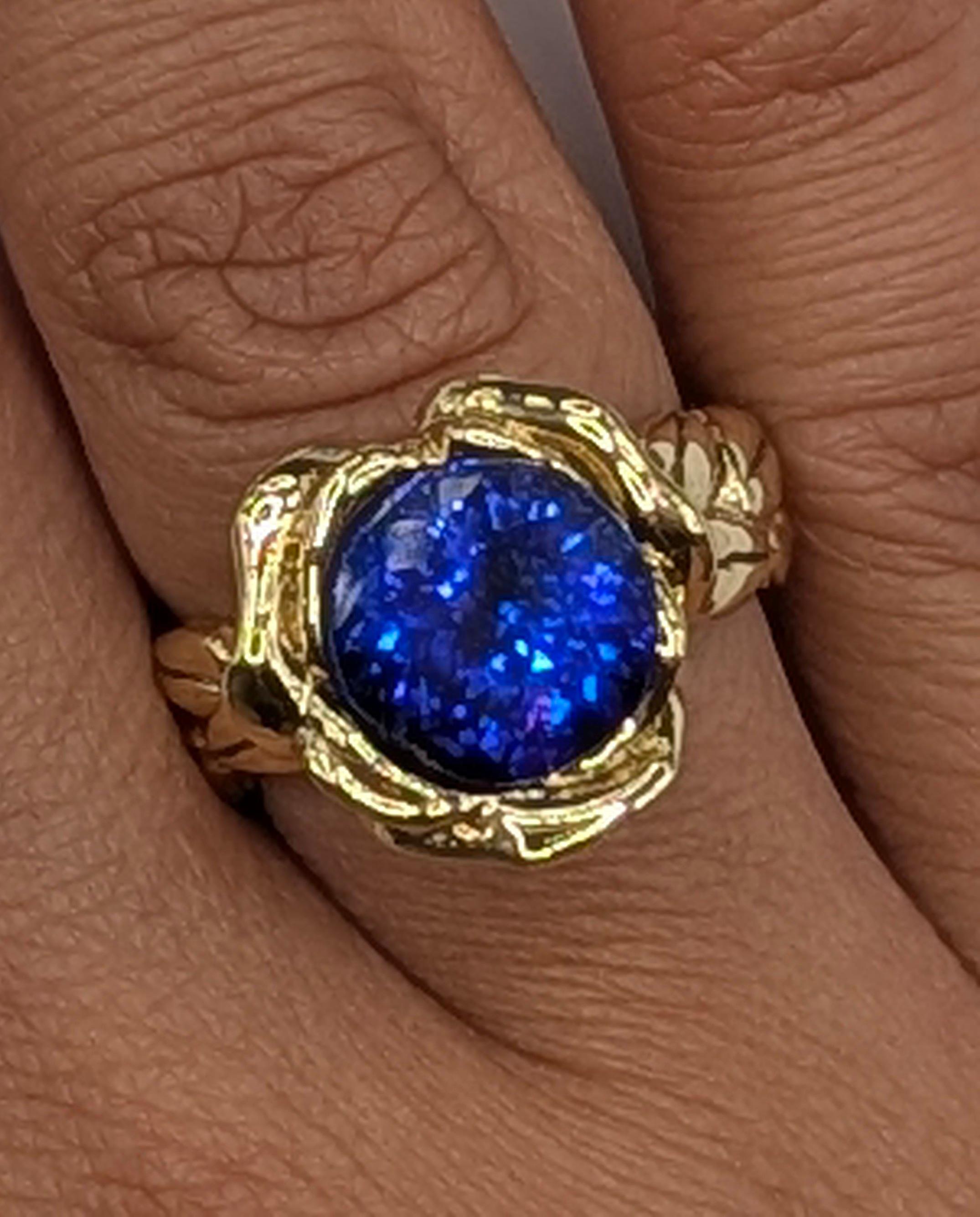 Anillo rosa de tanzanita de oro amarillo de 18 quilates y 5,33 quilates Contemporáneo en venta