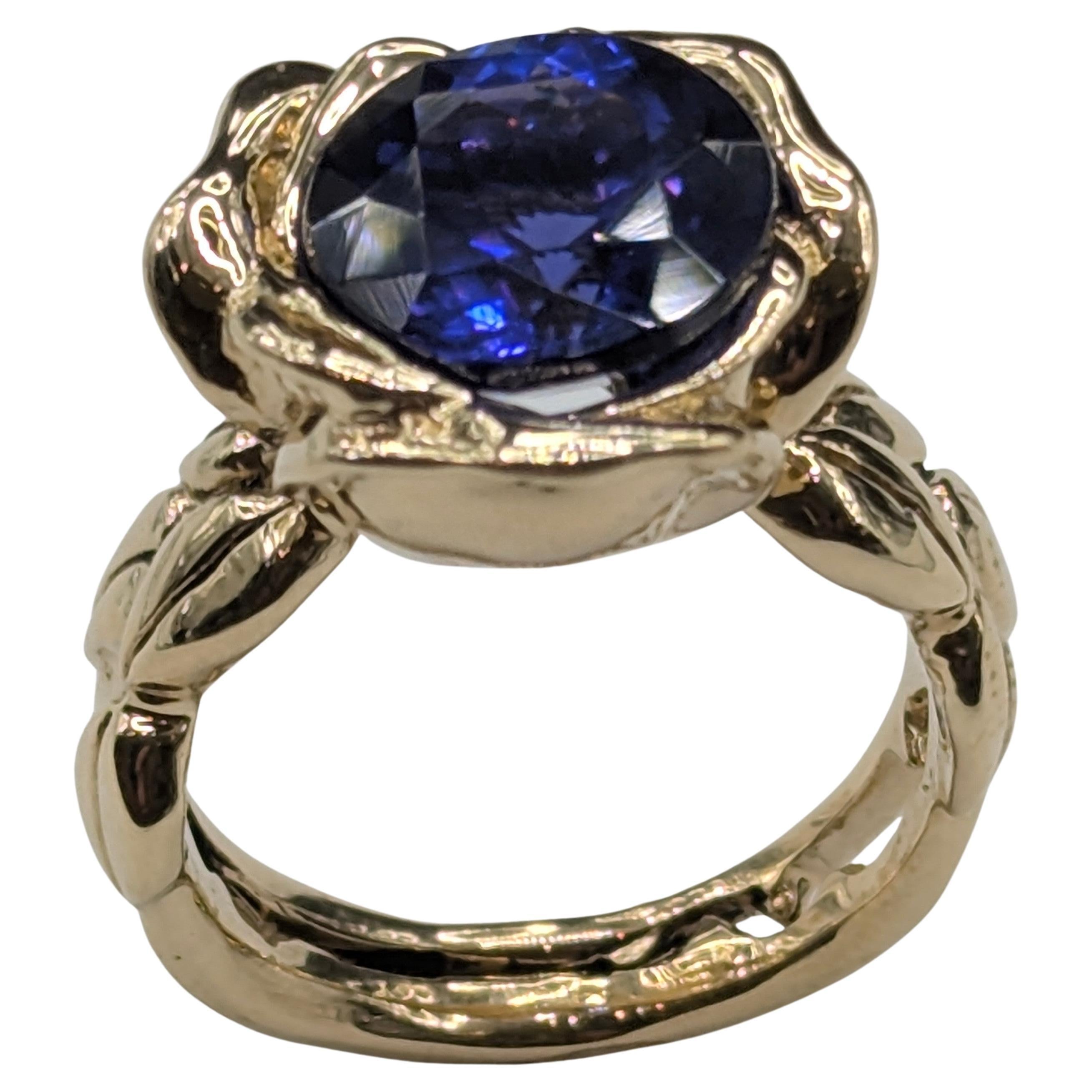 Anillo rosa de tanzanita de oro amarillo de 18 quilates y 5,33 quilates en venta