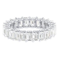 18 Karat Yellow Gold 5.39 Carat Emerald Solitaire Ring